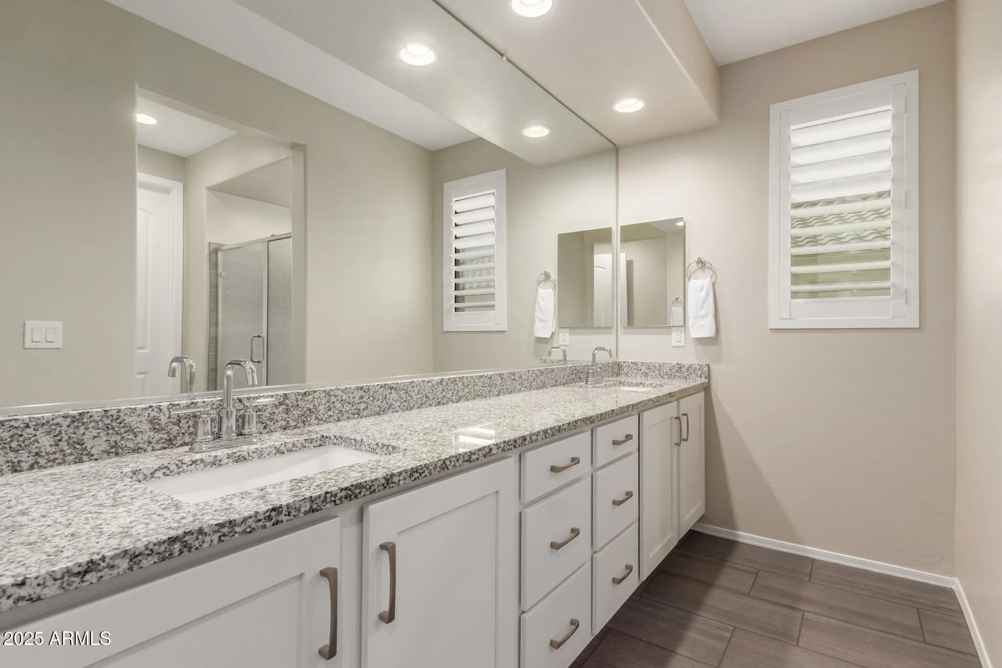 Property Slideshow image 9 of 28 | 27021 w kerry ln, Buckeye, AZ, 85396