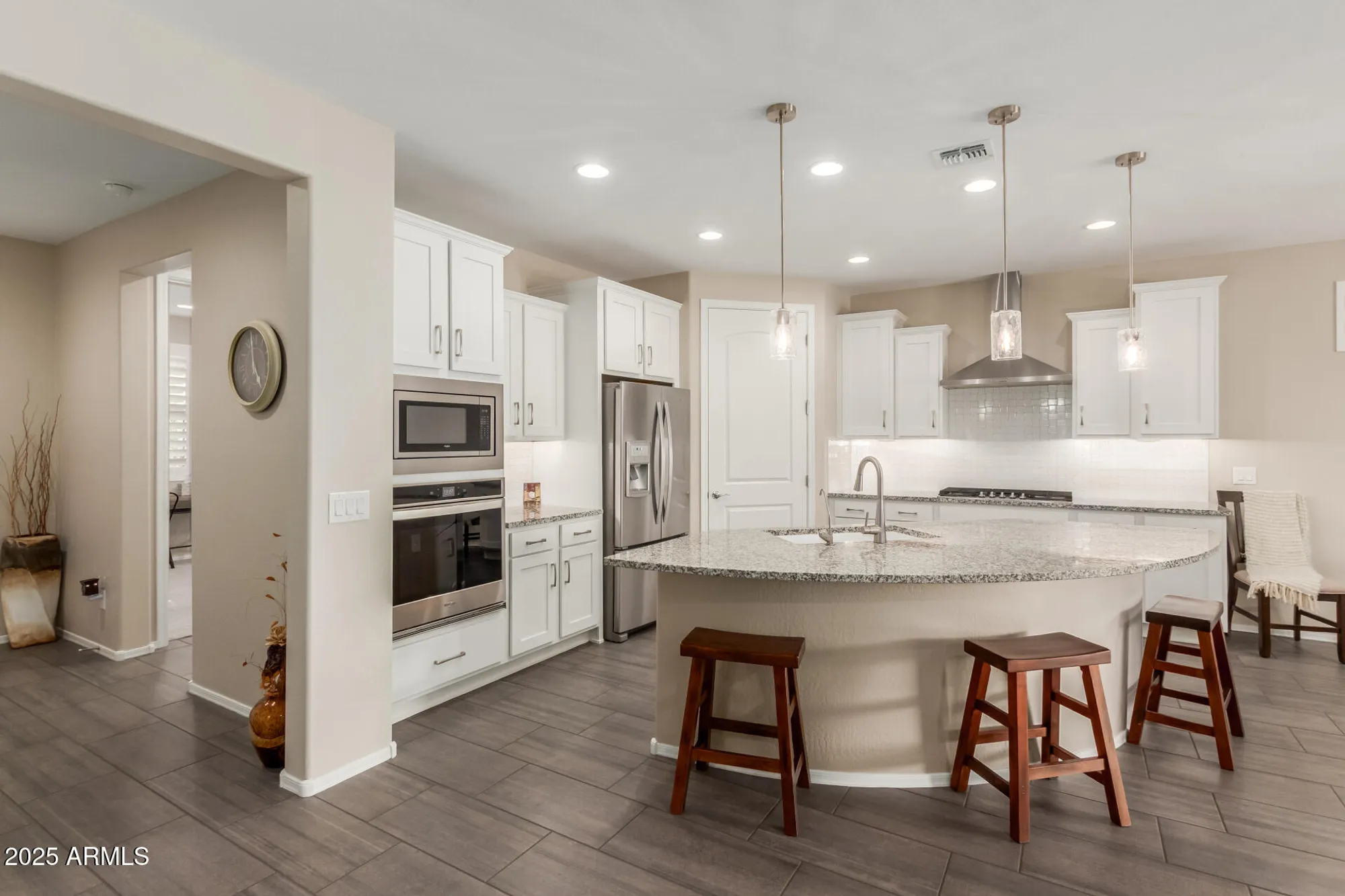 Property Slideshow image 4 of 28 | 27021 w kerry ln, Buckeye, AZ, 85396