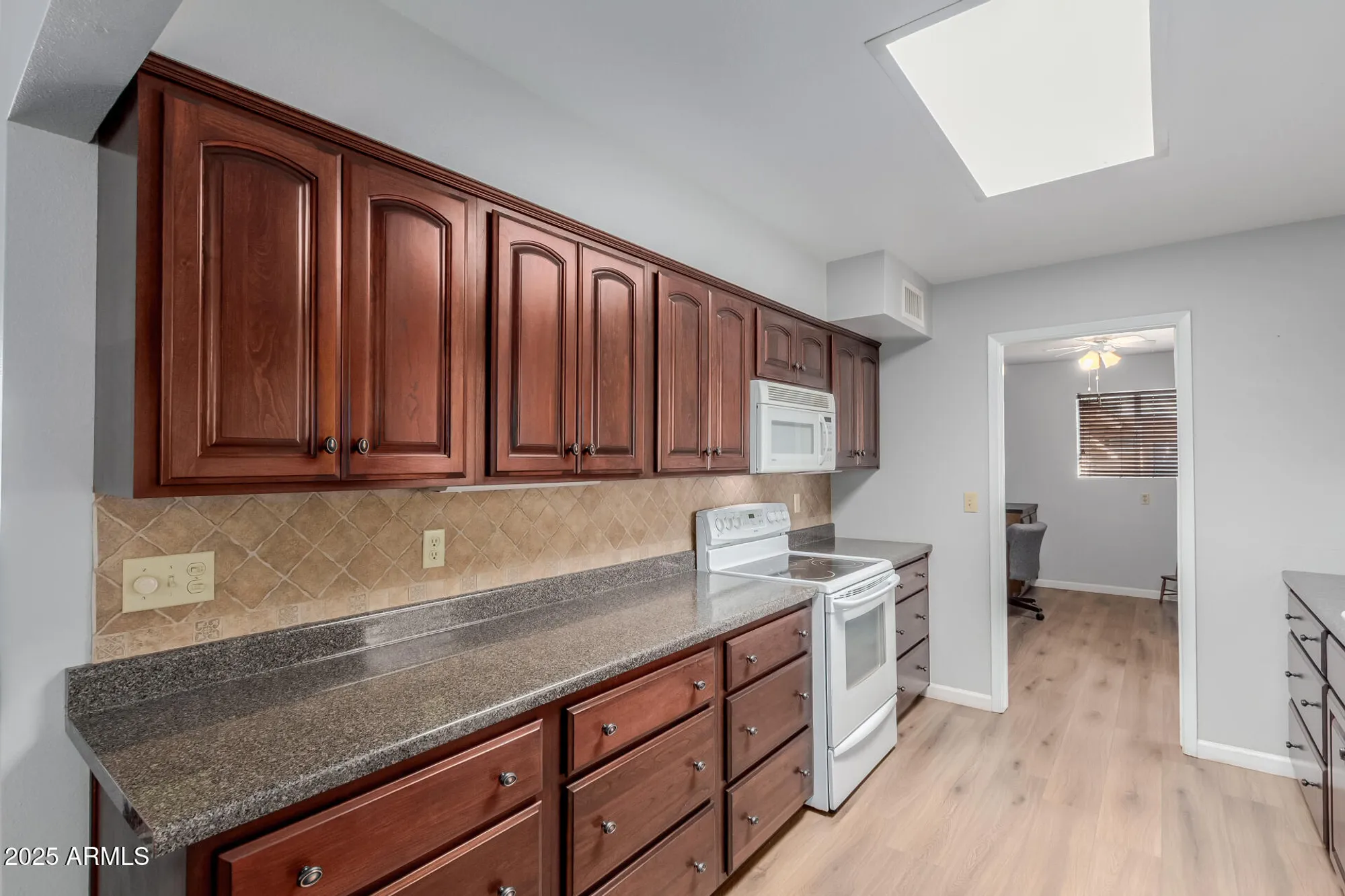 Property Slideshow image 15 of 55 | 418 s roanoke, Mesa, AZ, 85206