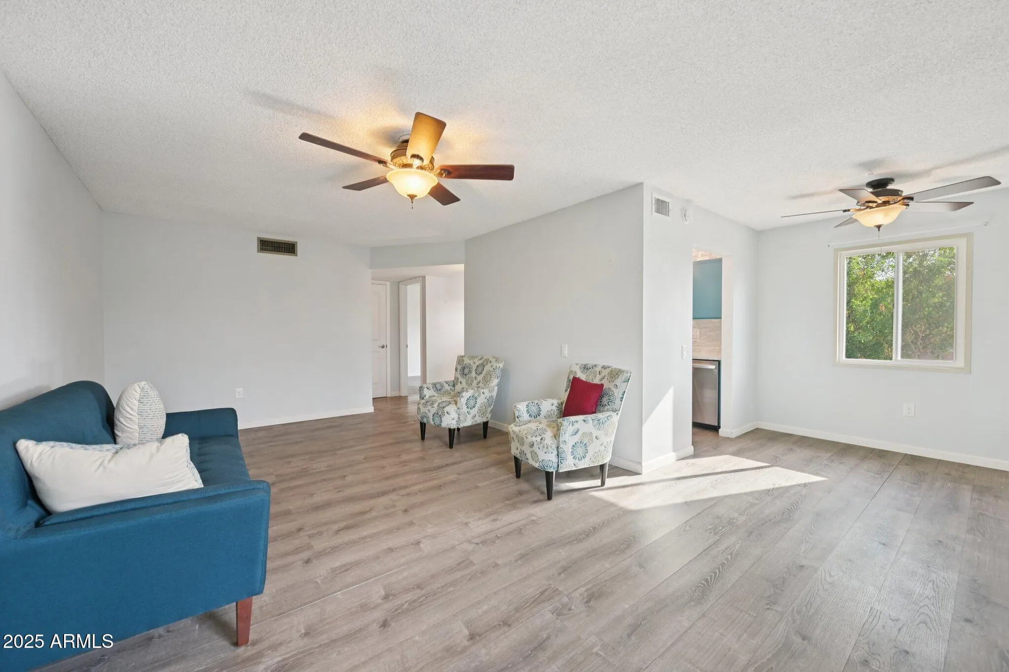 Property Slideshow image 8 of 26 | 13232 n 98th ave g, Sun City, AZ, 85351