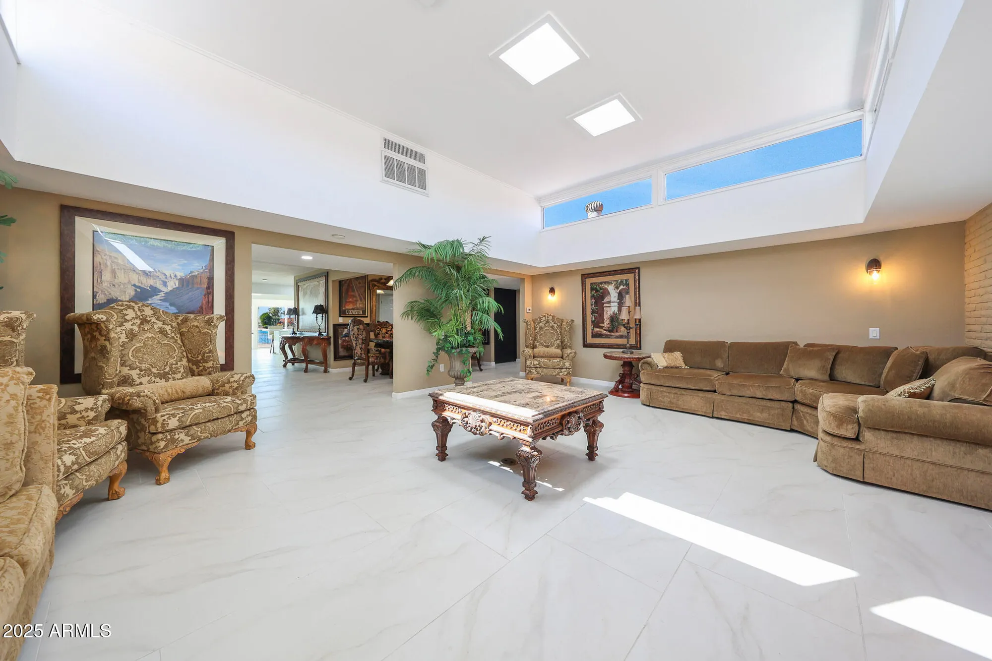 Property Slideshow image 7 of 39 | 13626 n tan tara pt, Sun City, AZ, 85351