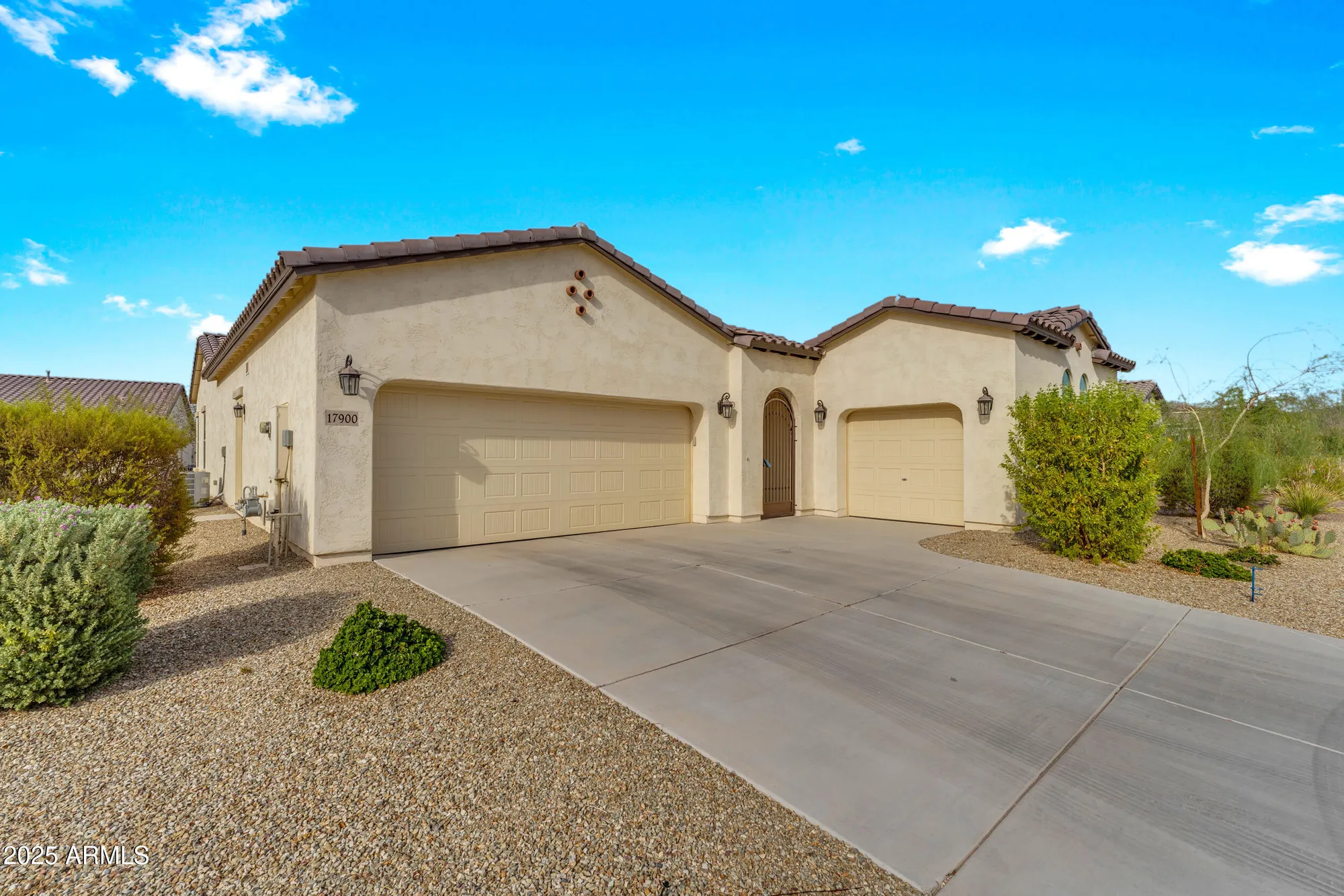 Property Slideshow image 61 of 90 | 17900 w briarwood dr, Goodyear, AZ, 85338