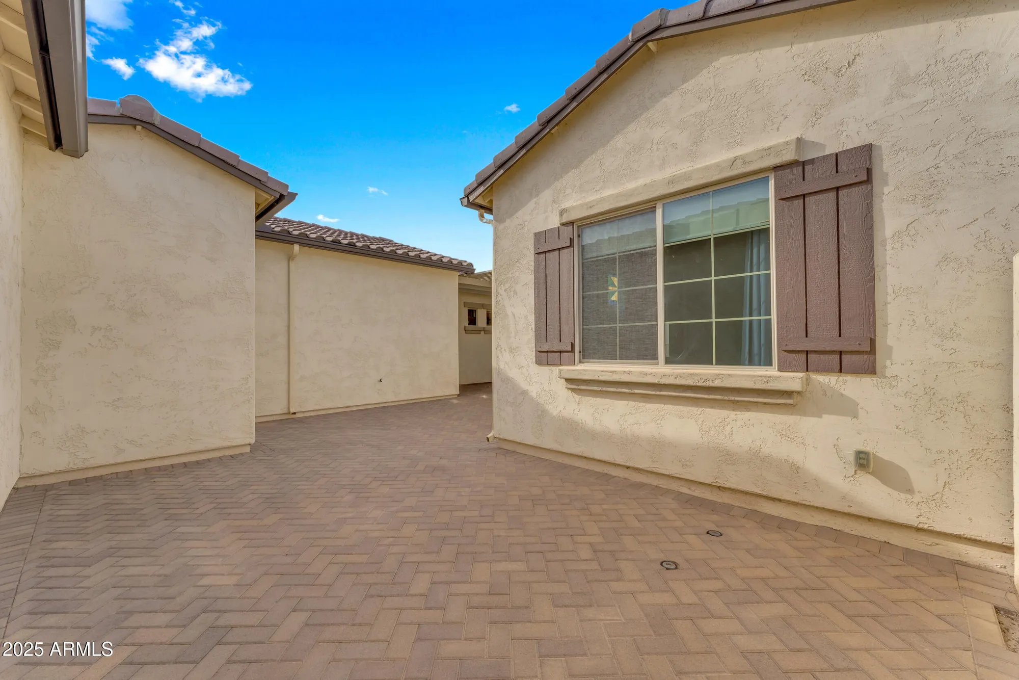 Property Slideshow image 12 of 90 | 17900 w briarwood dr, Goodyear, AZ, 85338