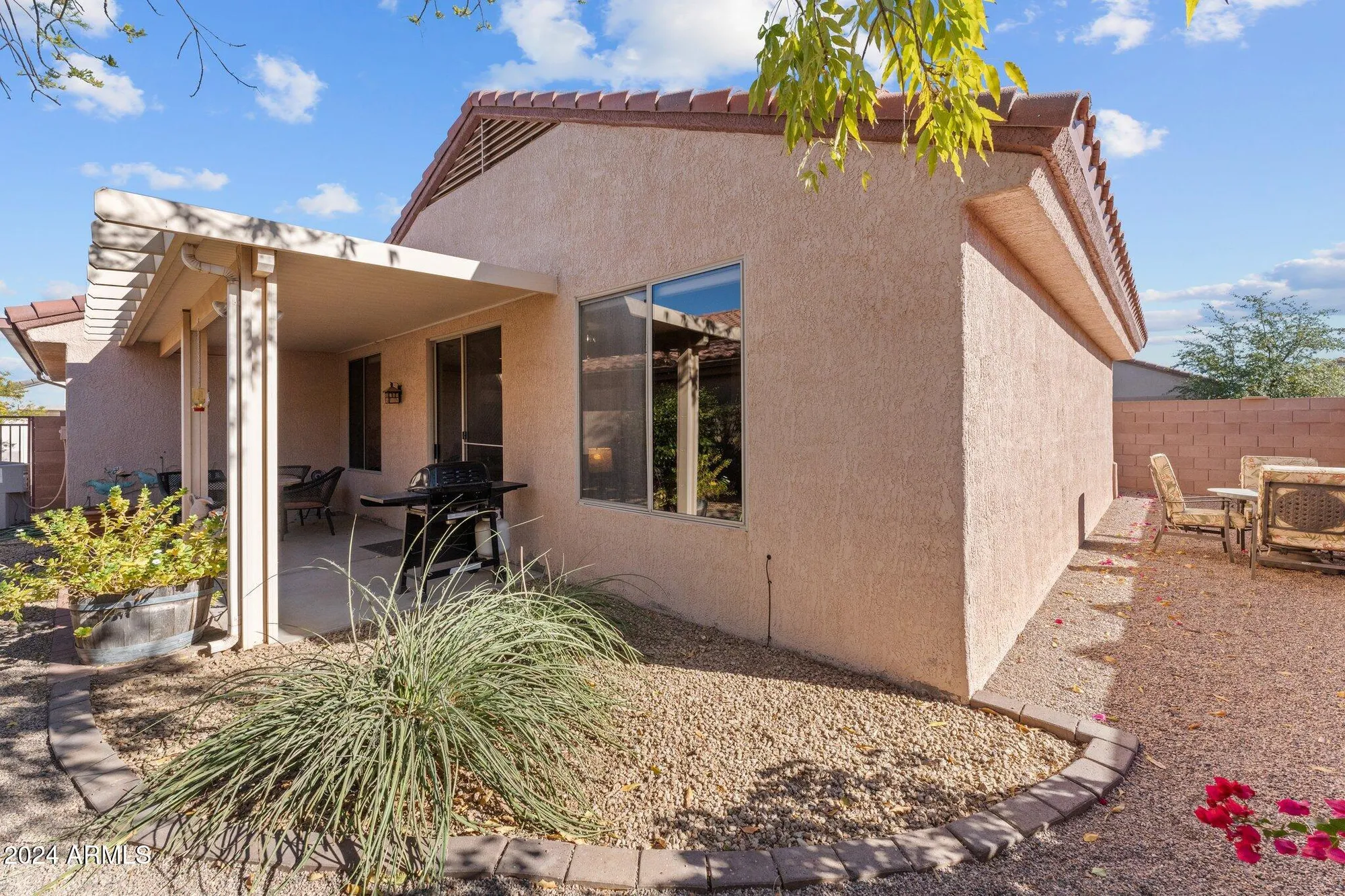 Property Slideshow image 4 of 34 | 19558 n desert garden dr, Surprise, AZ, 85374