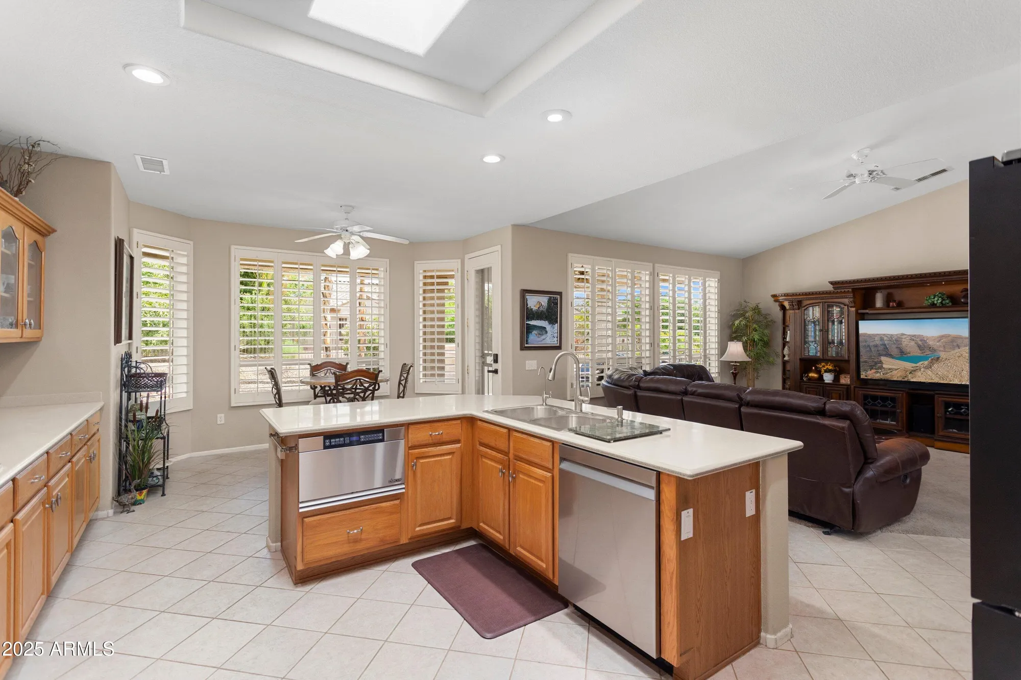 Property Slideshow image 6 of 45 | 15514 w lantana way, Surprise, AZ, 85374