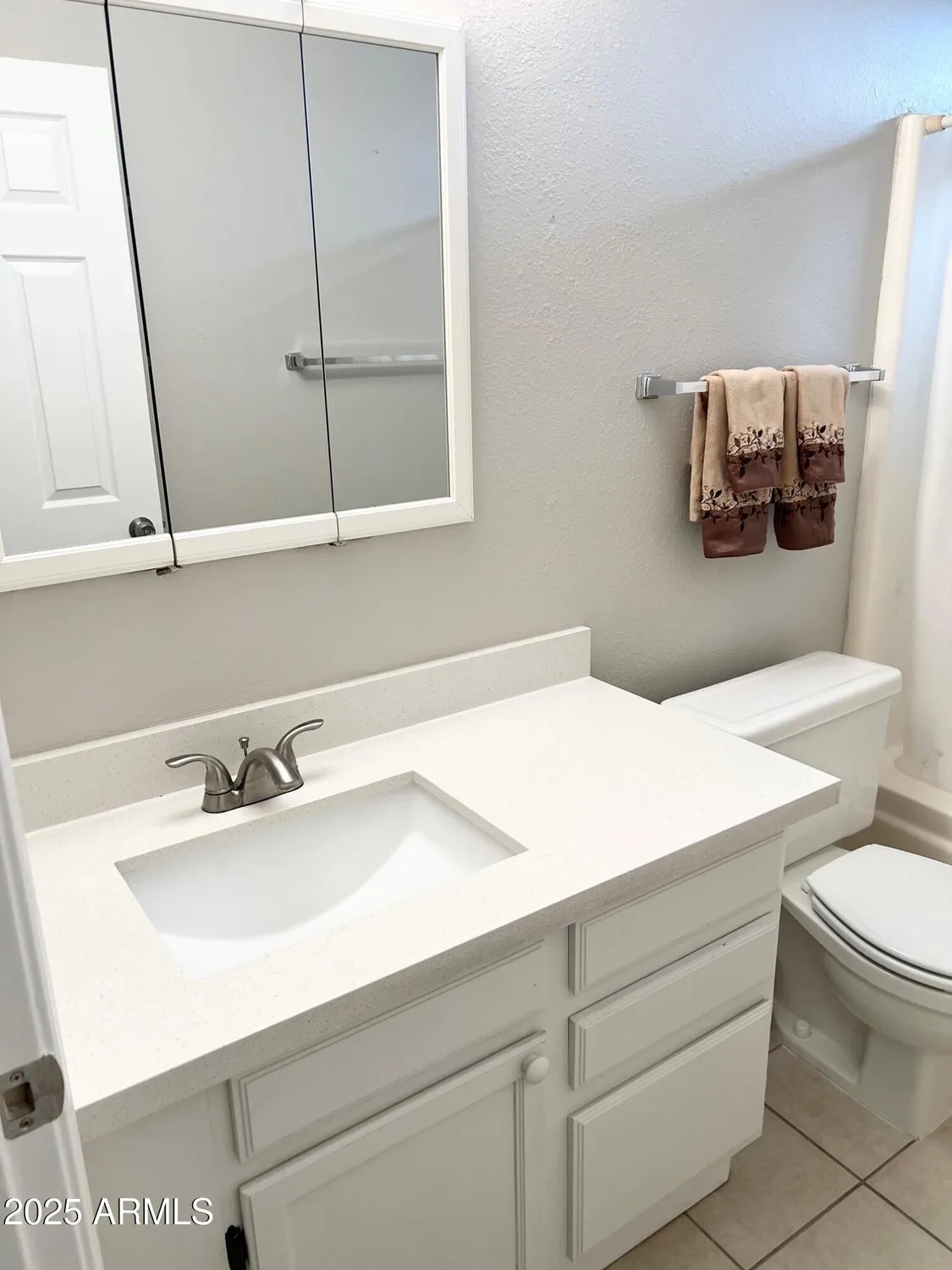 Property Slideshow image 22 of 52 | 1142 s 81st pl, Mesa, AZ, 85208