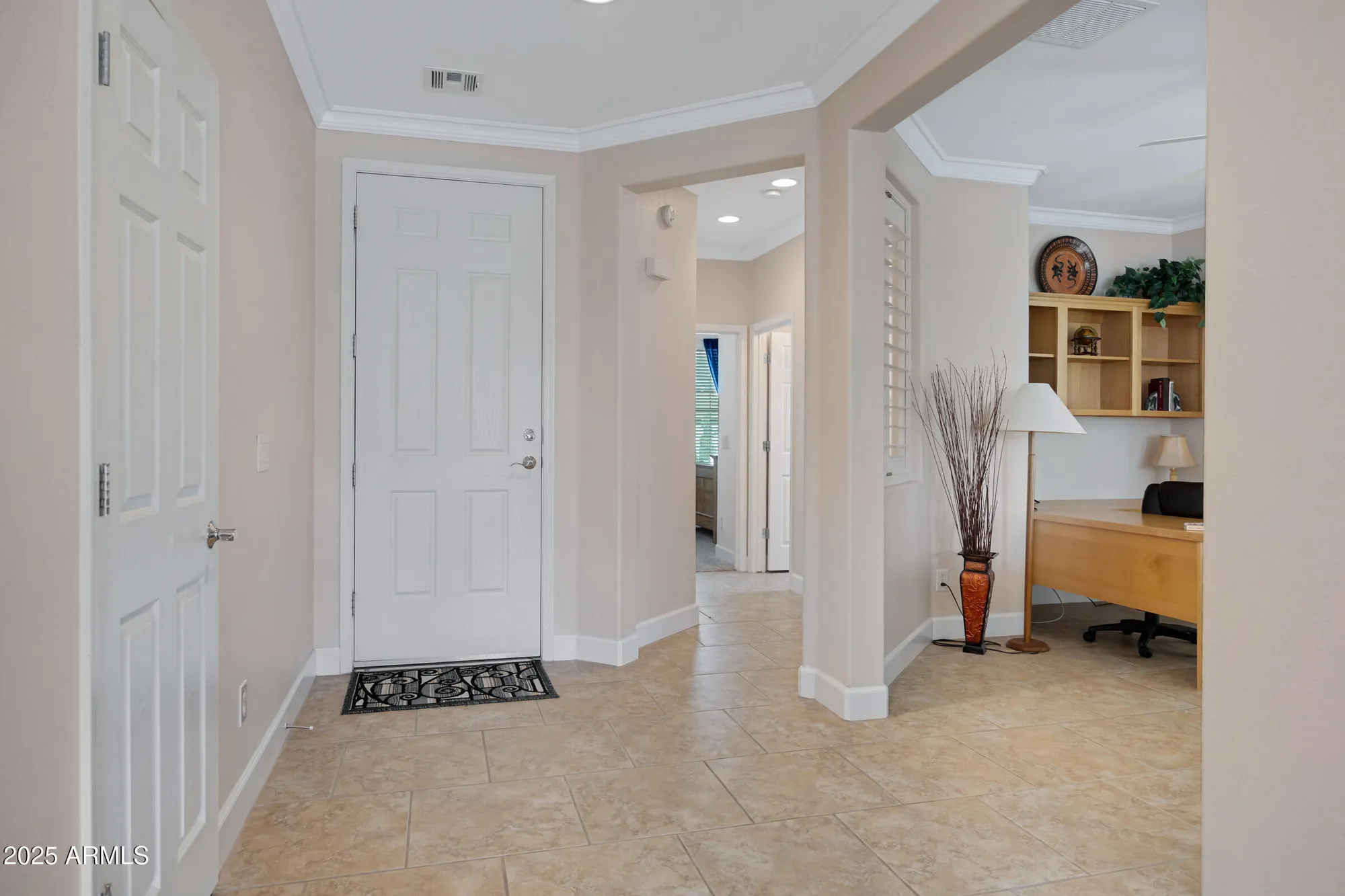 Property Slideshow image 7 of 52 | 4237 e blue spruce ln, Gilbert, AZ, 85298