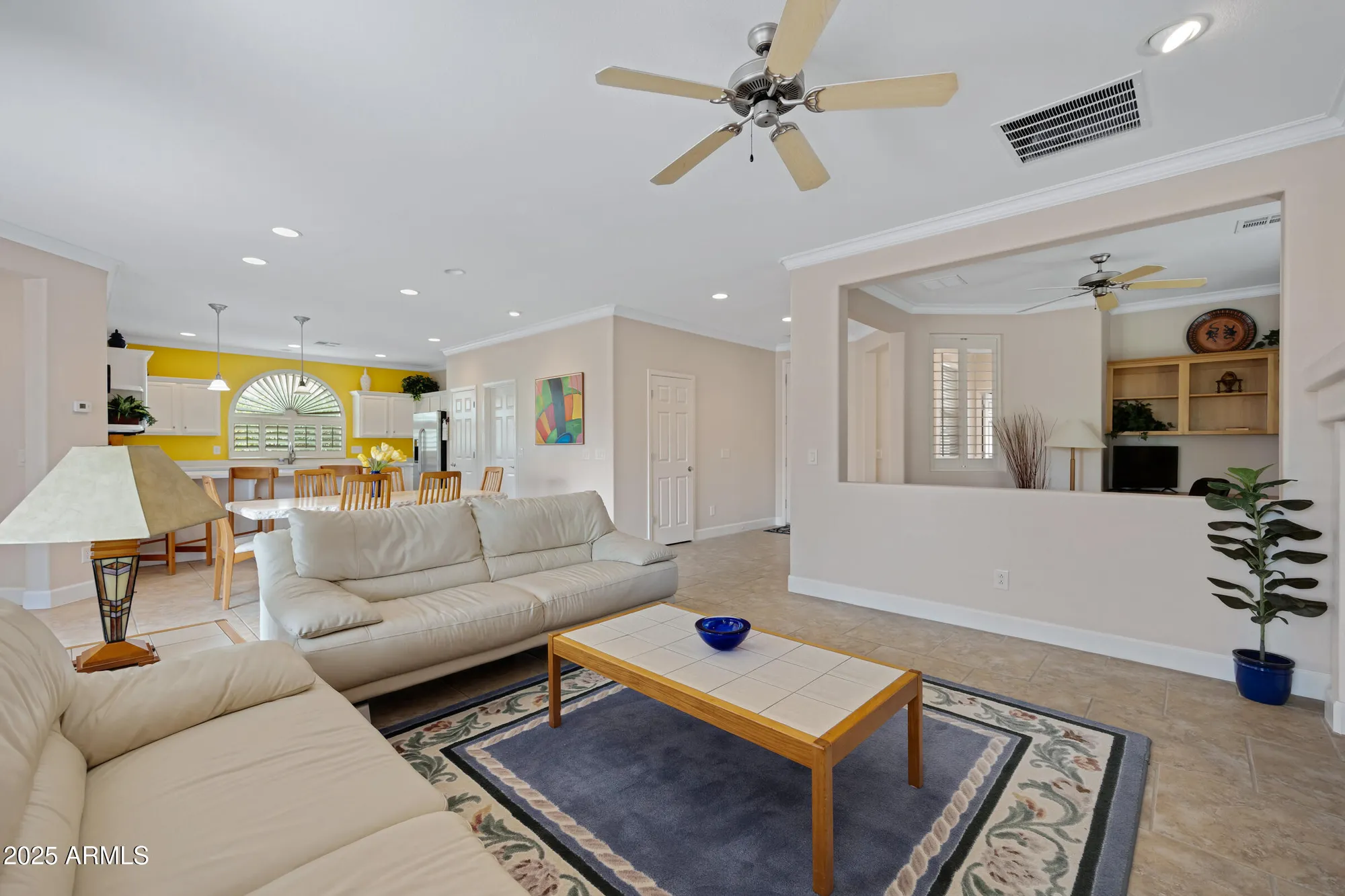 Property Slideshow image 8 of 52 | 4237 e blue spruce ln, Gilbert, AZ, 85298