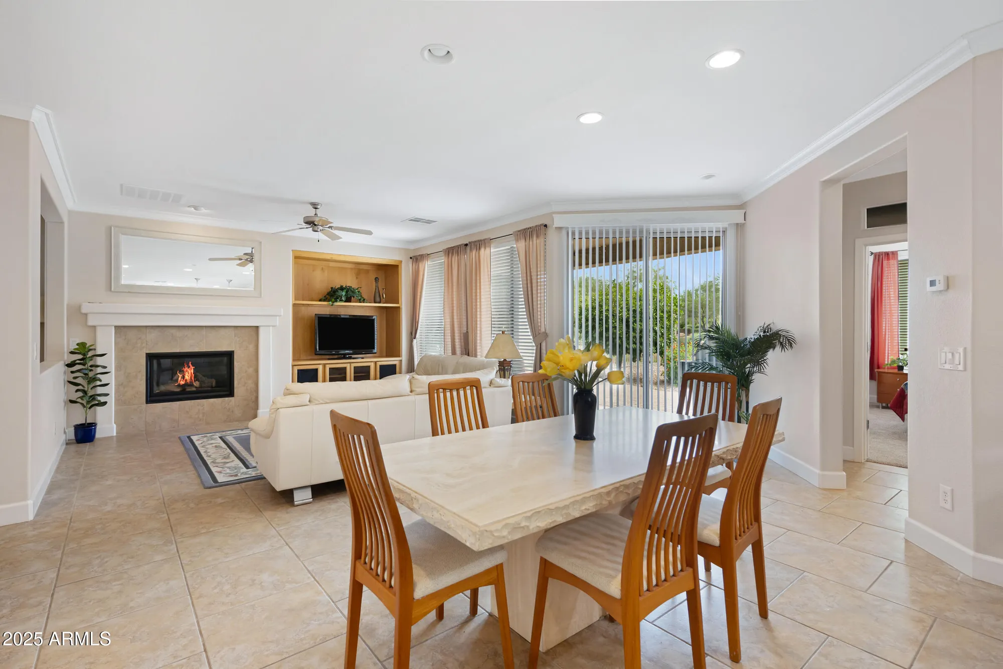 Property Slideshow image 11 of 52 | 4237 e blue spruce ln, Gilbert, AZ, 85298