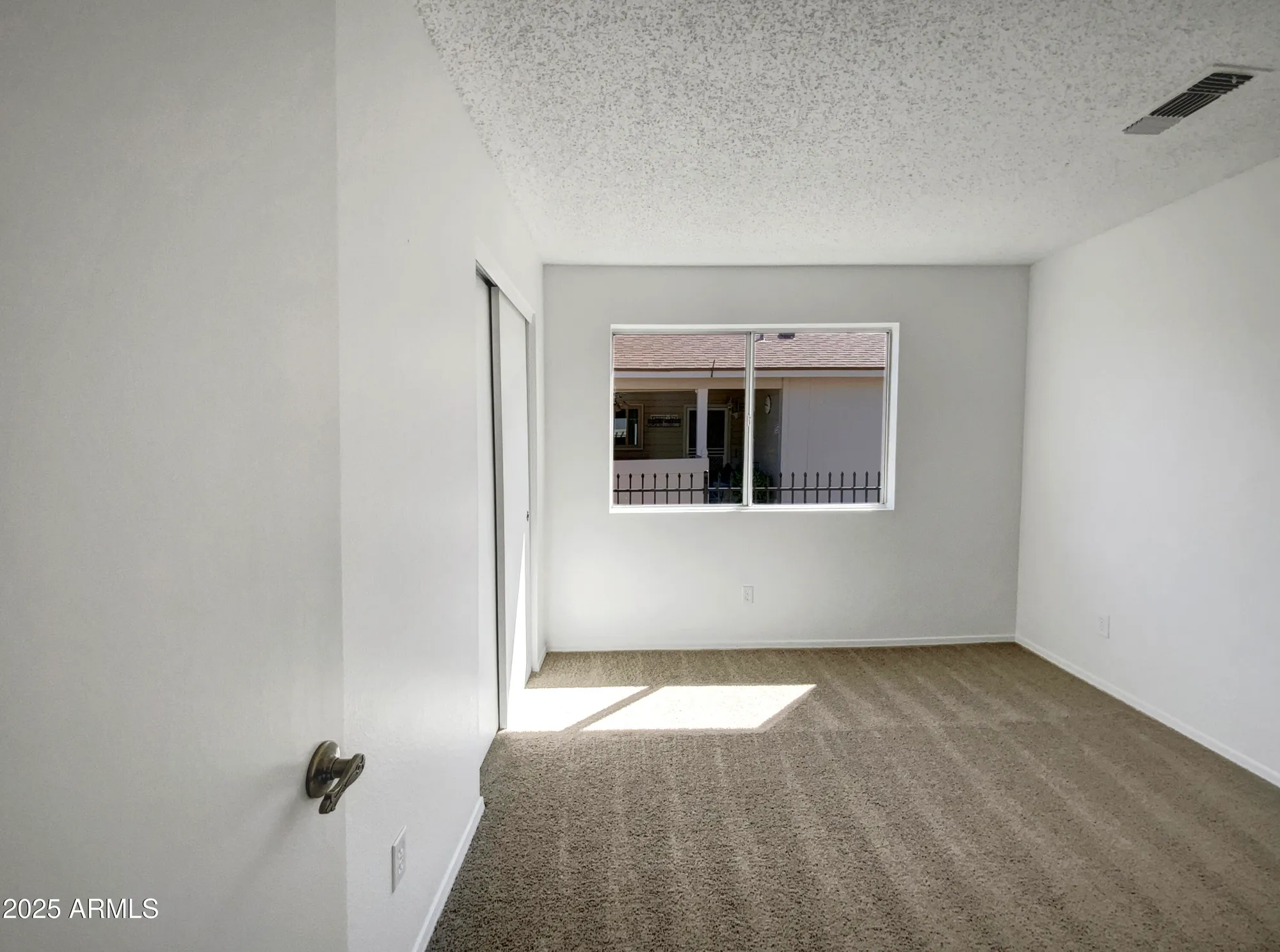 Property Slideshow image 16 of 17 | 6512 s sawgrass dr, Chandler, AZ, 85249