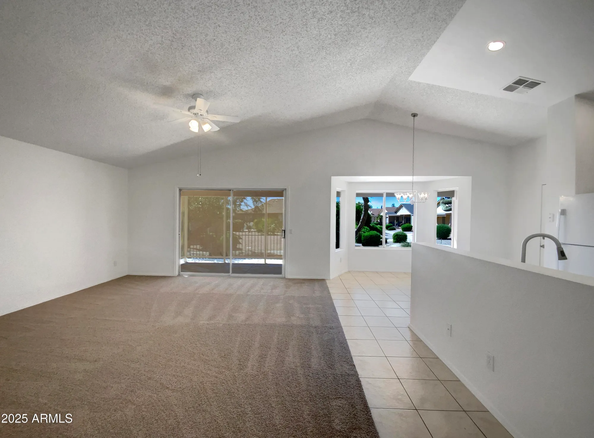 Property Slideshow image 8 of 17 | 6512 s sawgrass dr, Chandler, AZ, 85249