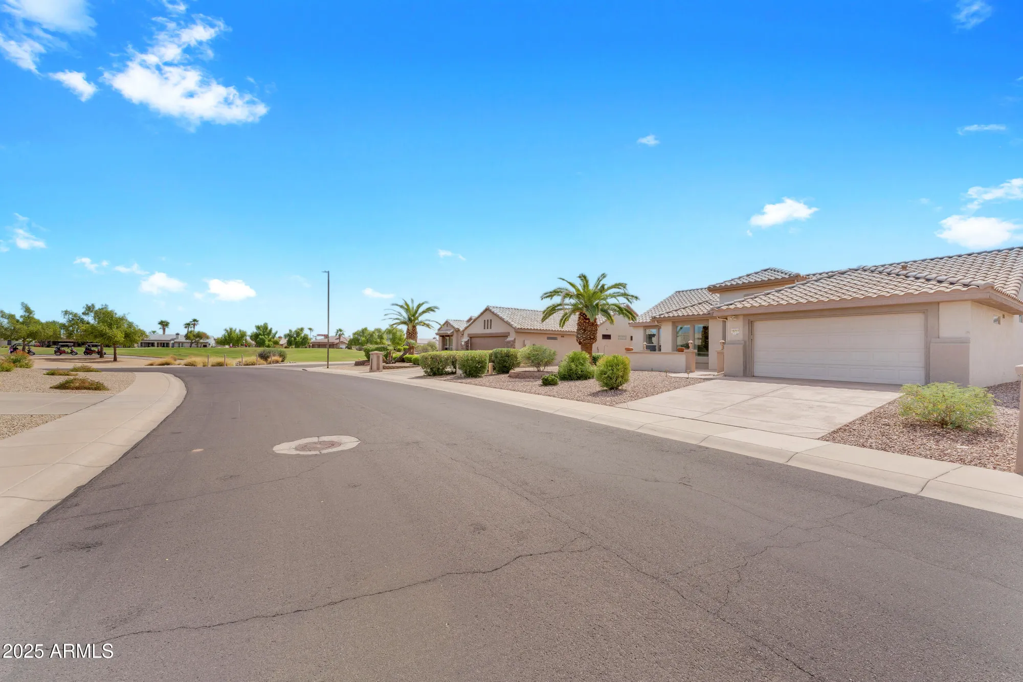 Property Slideshow image 4 of 50 | 15713 w star view ln, Surprise, AZ, 85374