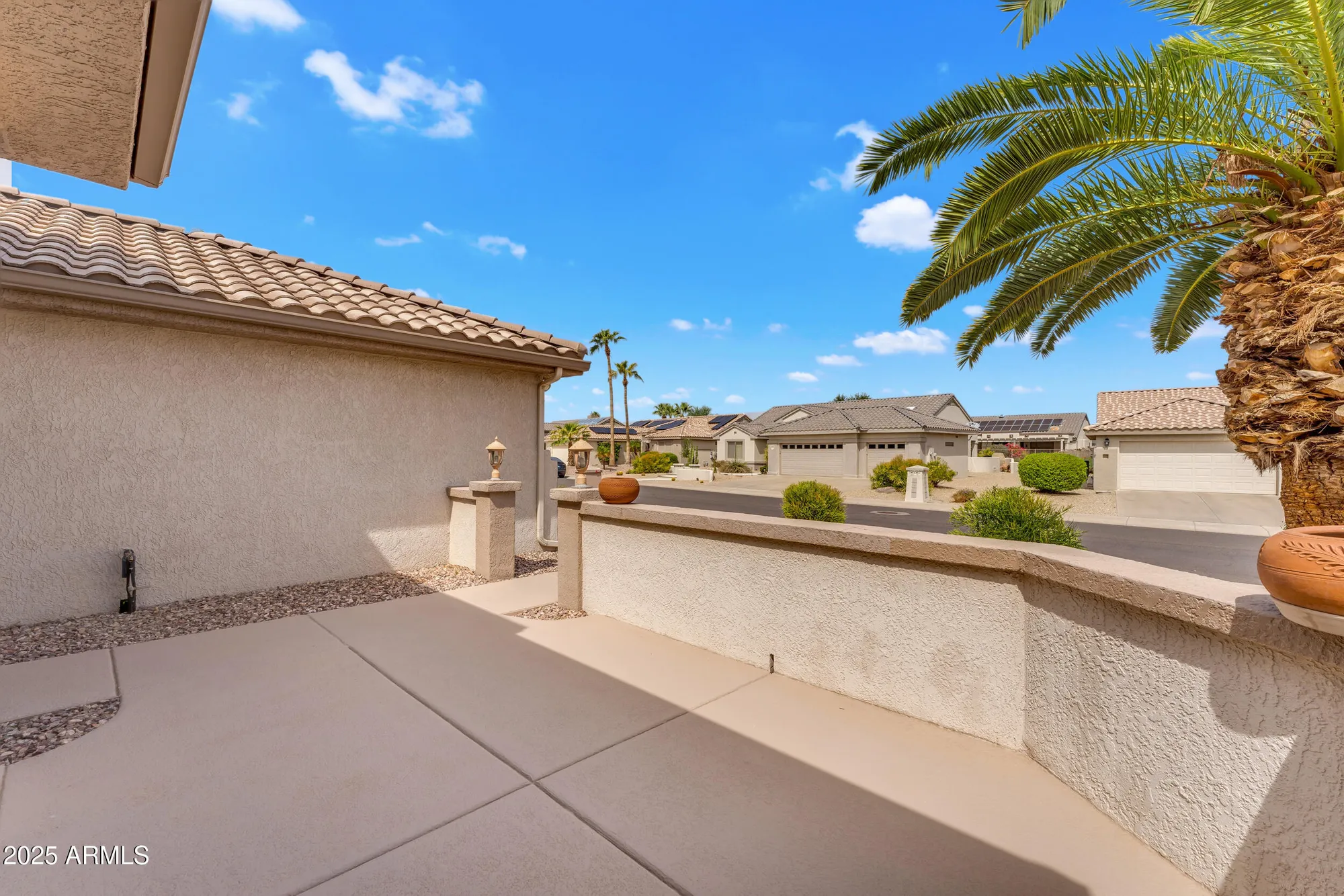 Property Slideshow image 8 of 50 | 15713 w star view ln, Surprise, AZ, 85374