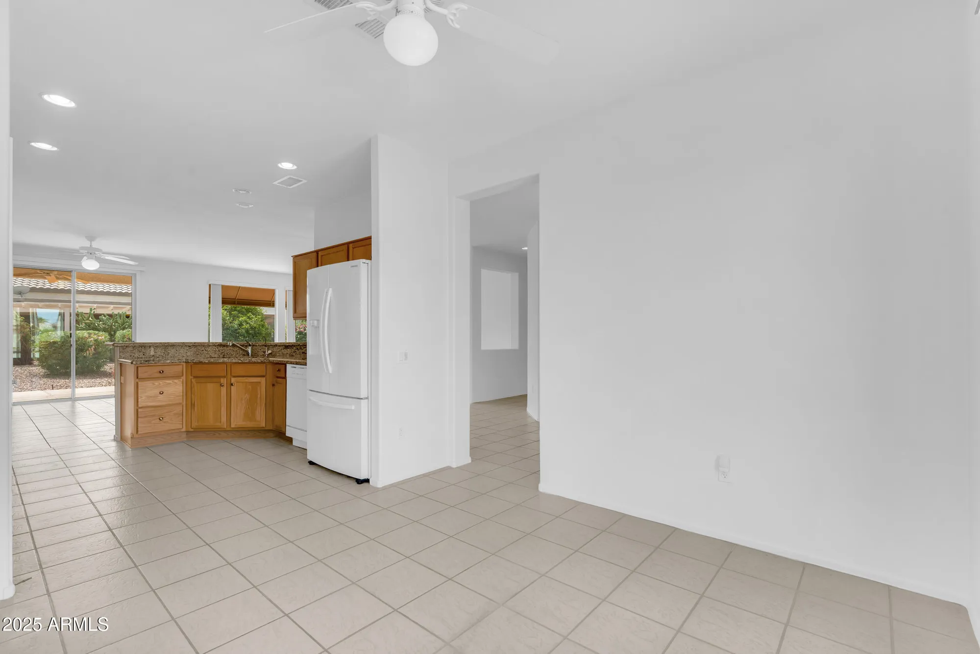 Property Slideshow image 12 of 50 | 15713 w star view ln, Surprise, AZ, 85374