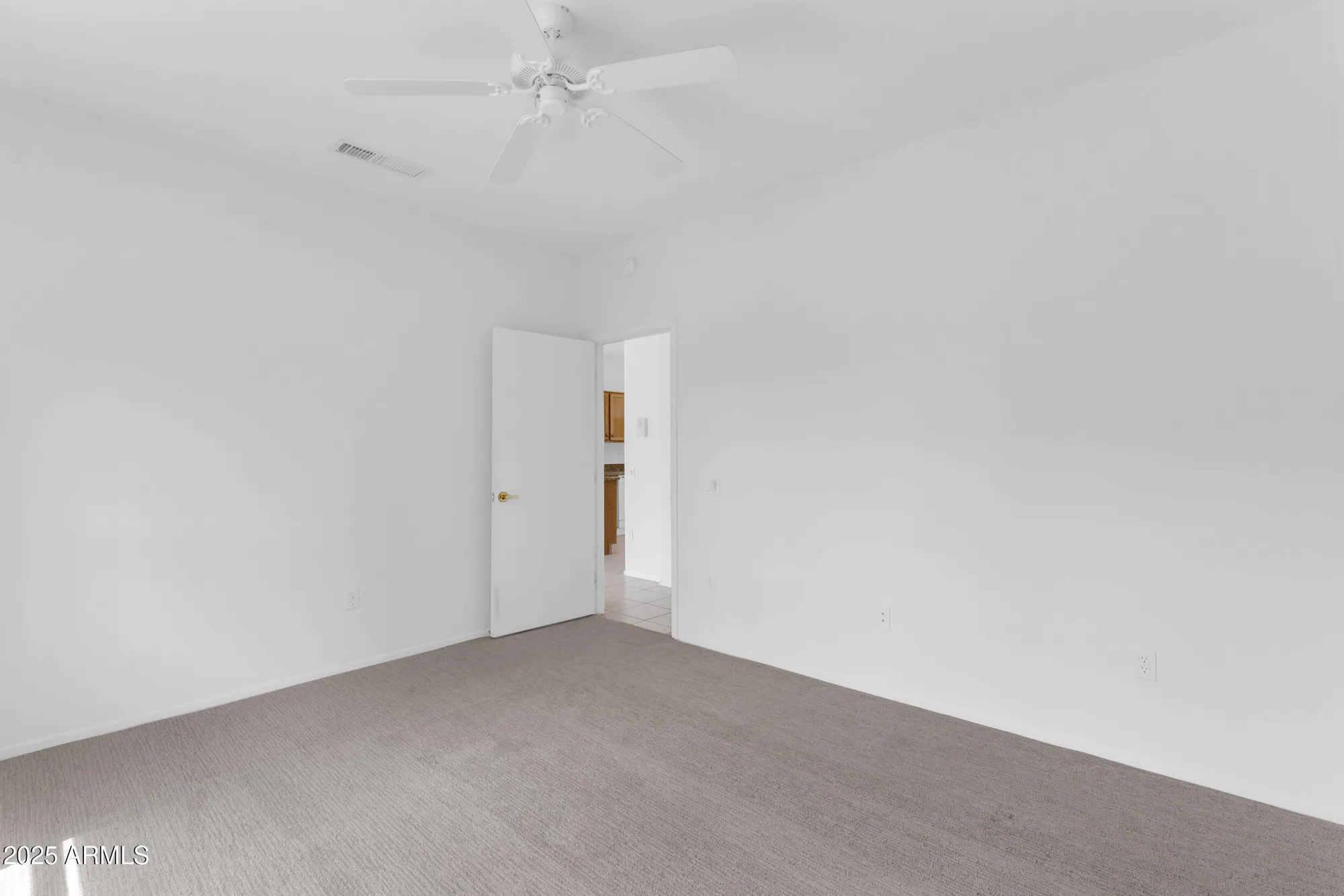 Property Slideshow image 38 of 50 | 15713 w star view ln, Surprise, AZ, 85374