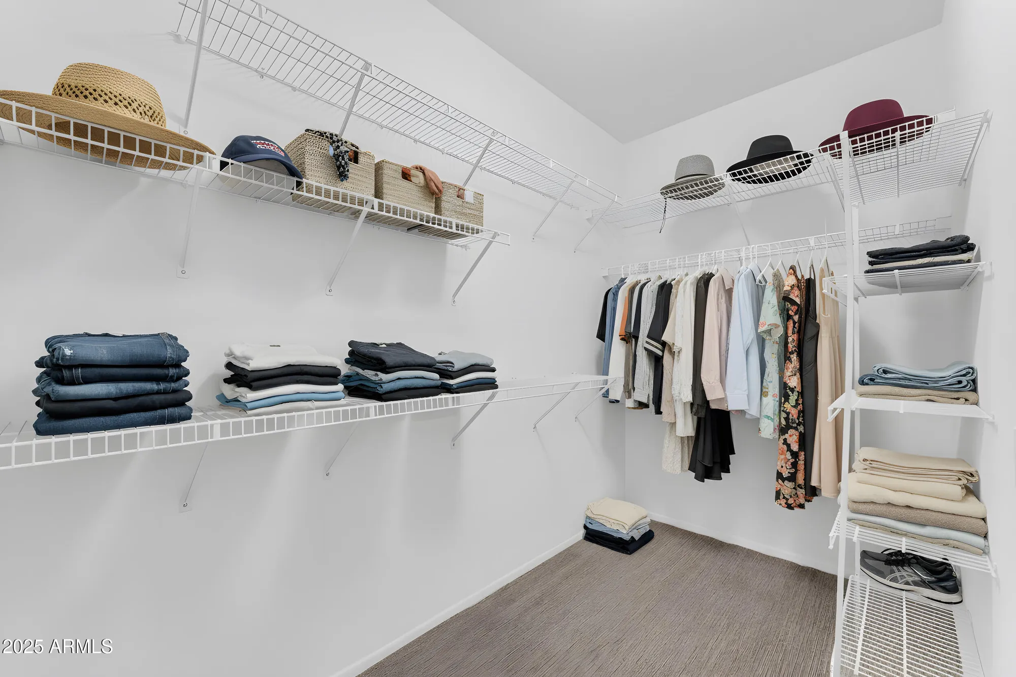 Property Slideshow image 32 of 50 | 15713 w star view ln, Surprise, AZ, 85374