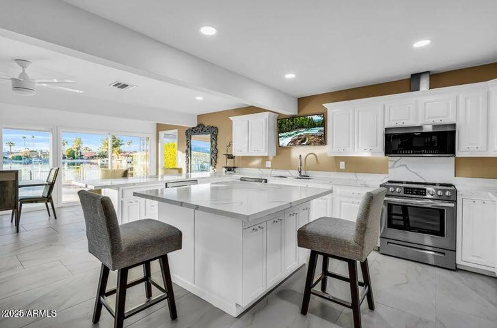 Property Slideshow image 11 of 39 | 13626 n tan tara pt, Sun City, AZ, 85351