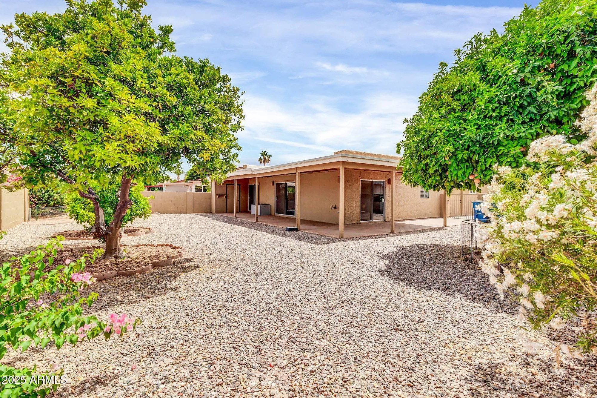 Property Slideshow image 21 of 29 | 26447 s snead dr, Sun Lakes, AZ, 85248