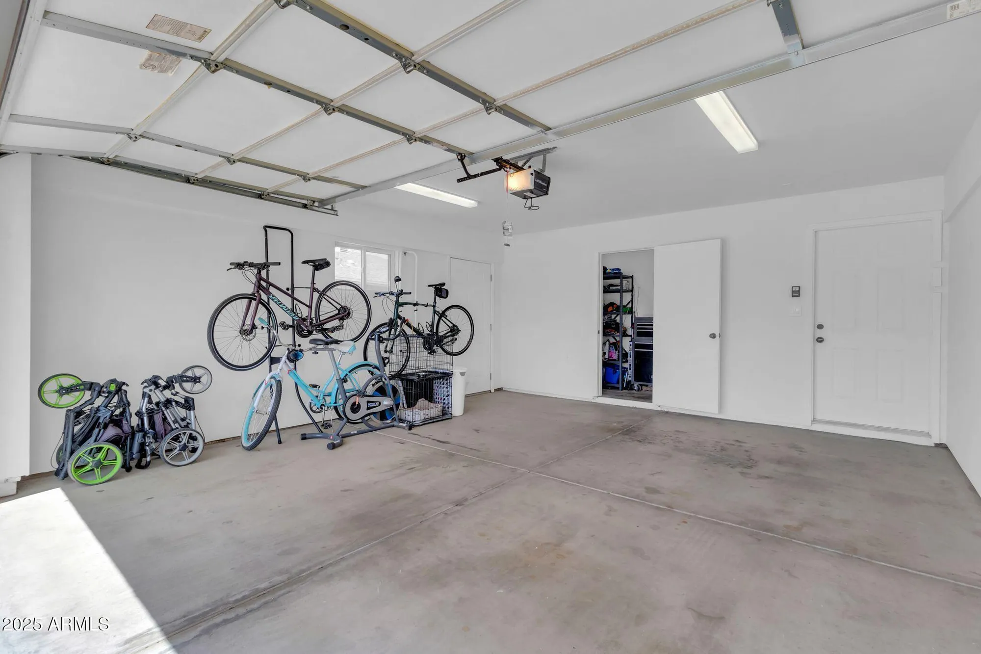 Property Slideshow image 26 of 29 | 26447 s snead dr, Sun Lakes, AZ, 85248