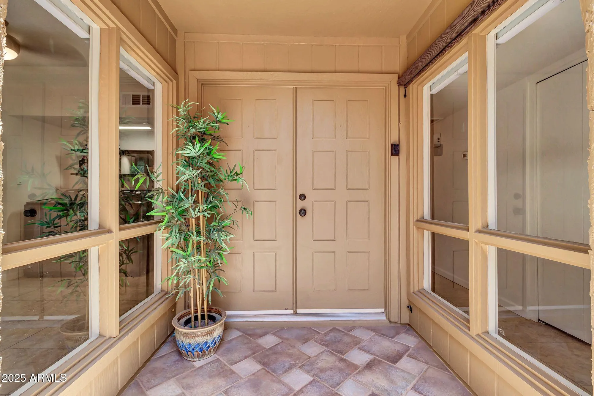 Property Slideshow image 12 of 29 | 26447 s snead dr, Sun Lakes, AZ, 85248