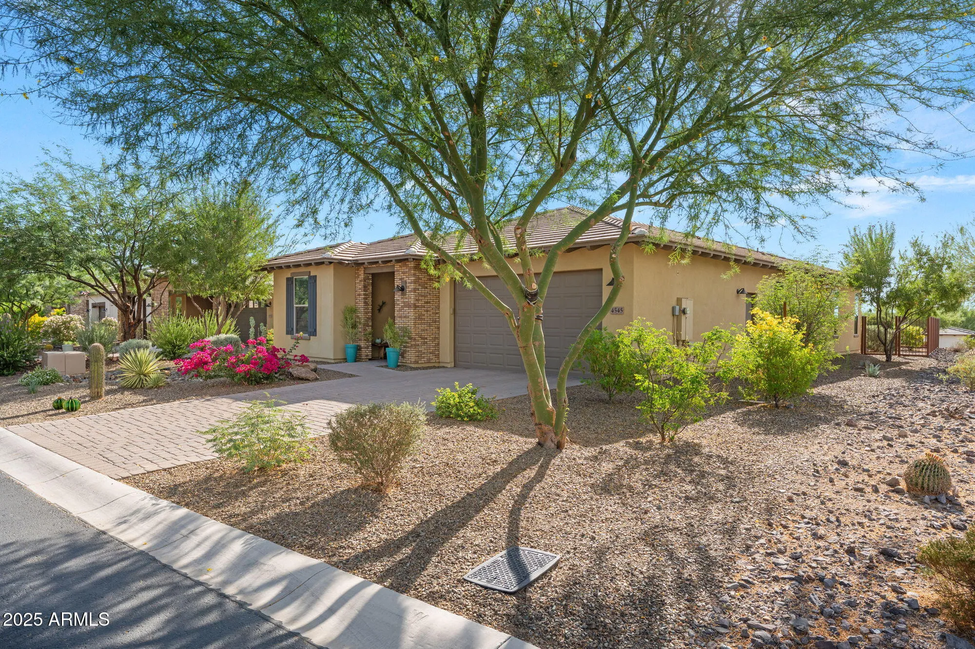 Property Slideshow image 1 of 35 | 4545 tenderfoot way, Wickenburg, AZ, 85390