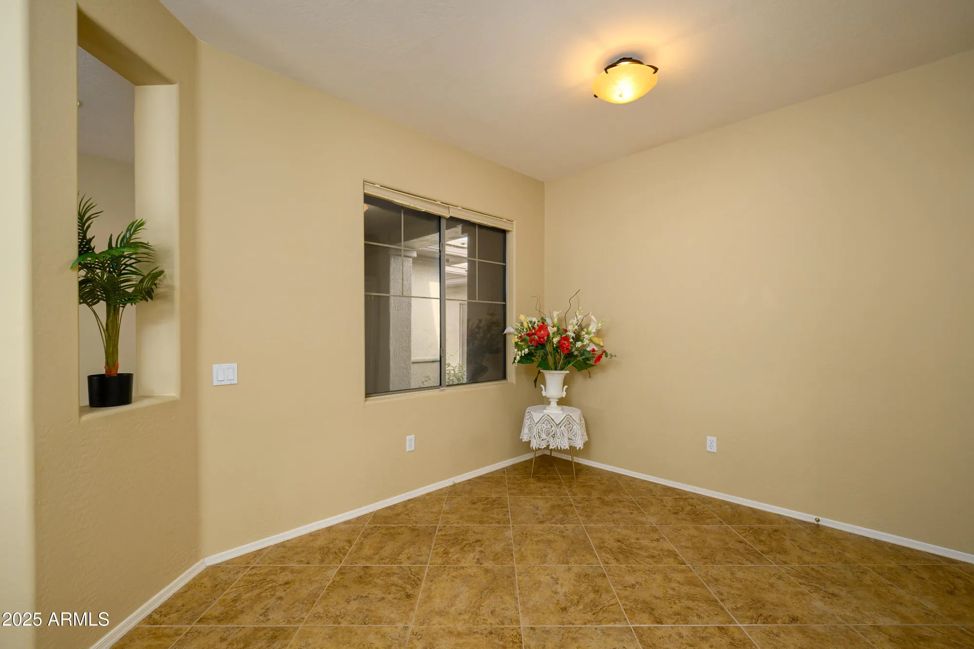 Property Slideshow image 7 of 73 | 20972 n canyon whisper dr, Surprise, AZ, 85387