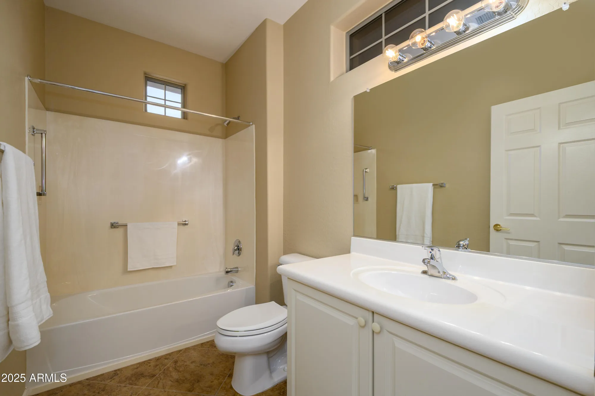Property Slideshow image 14 of 73 | 20972 n canyon whisper dr, Surprise, AZ, 85387