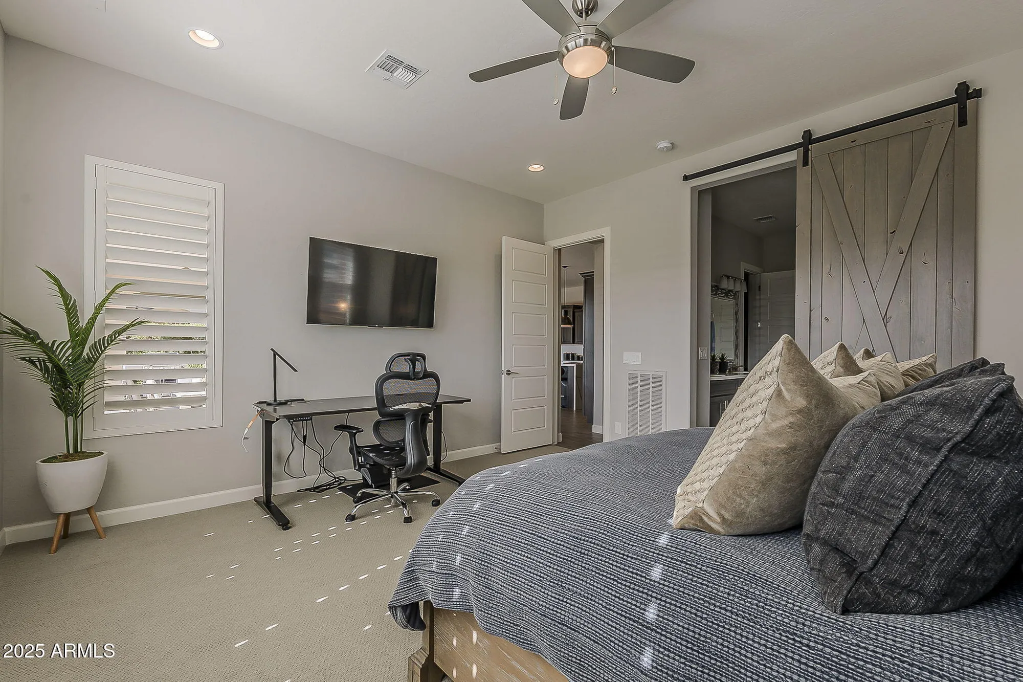 Property Slideshow image 27 of 77 | 35468 n sunset trl, Queen Creek, AZ, 85140