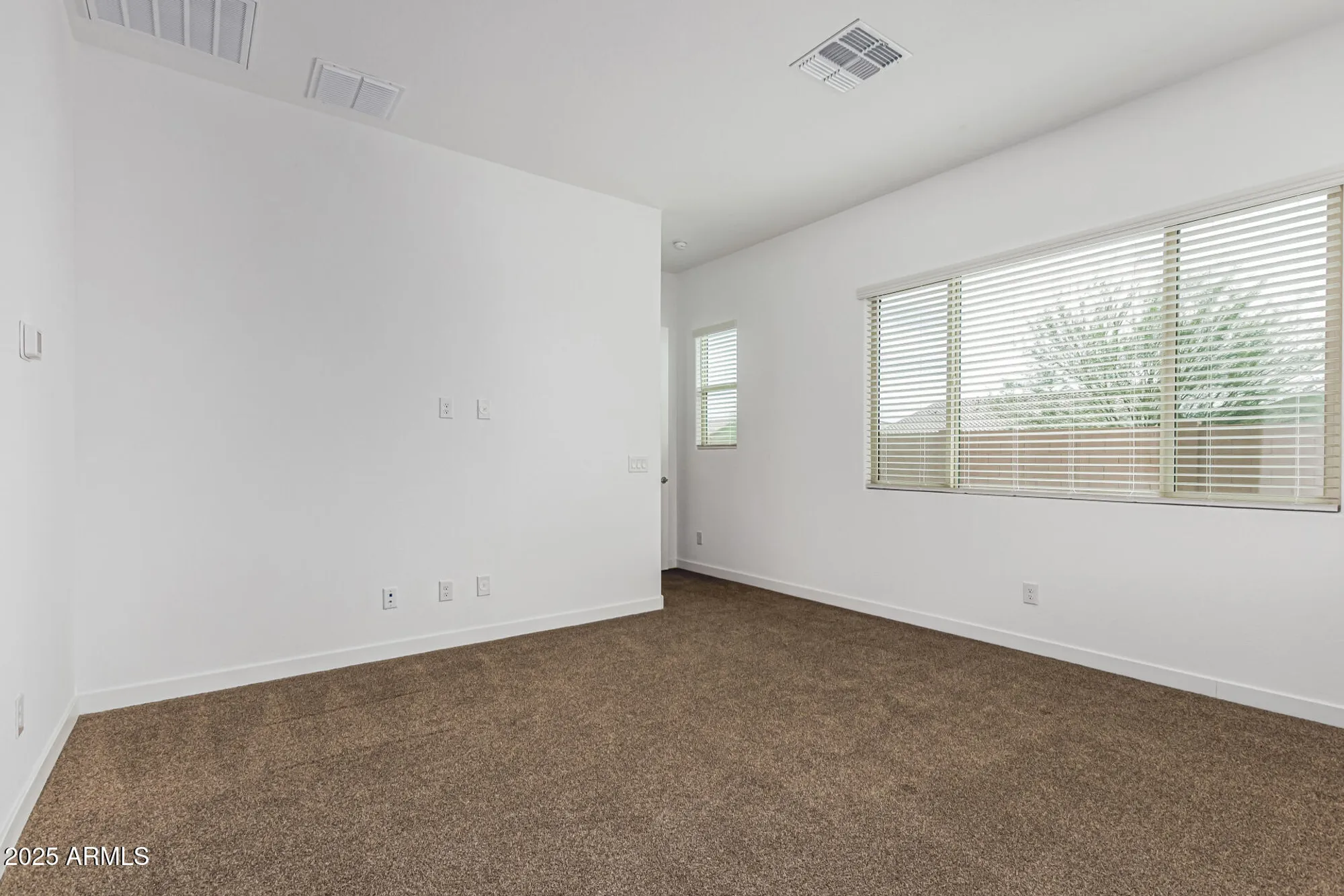 Property Slideshow image 15 of 47 | 24741 n 175th dr, Surprise, AZ, 85387