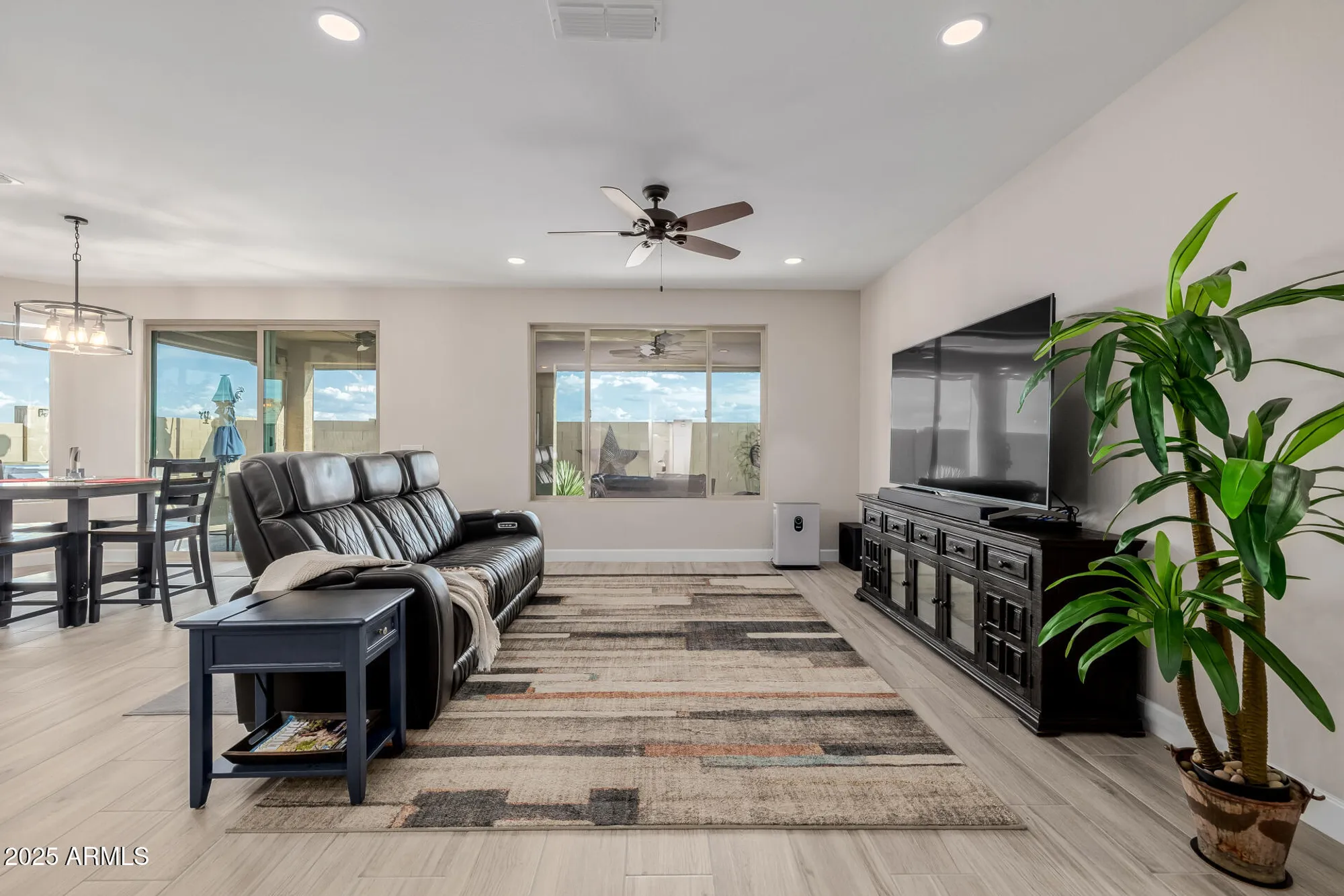 Property Slideshow image 17 of 100 | 4839 w picacho dr, Eloy, AZ, 85131