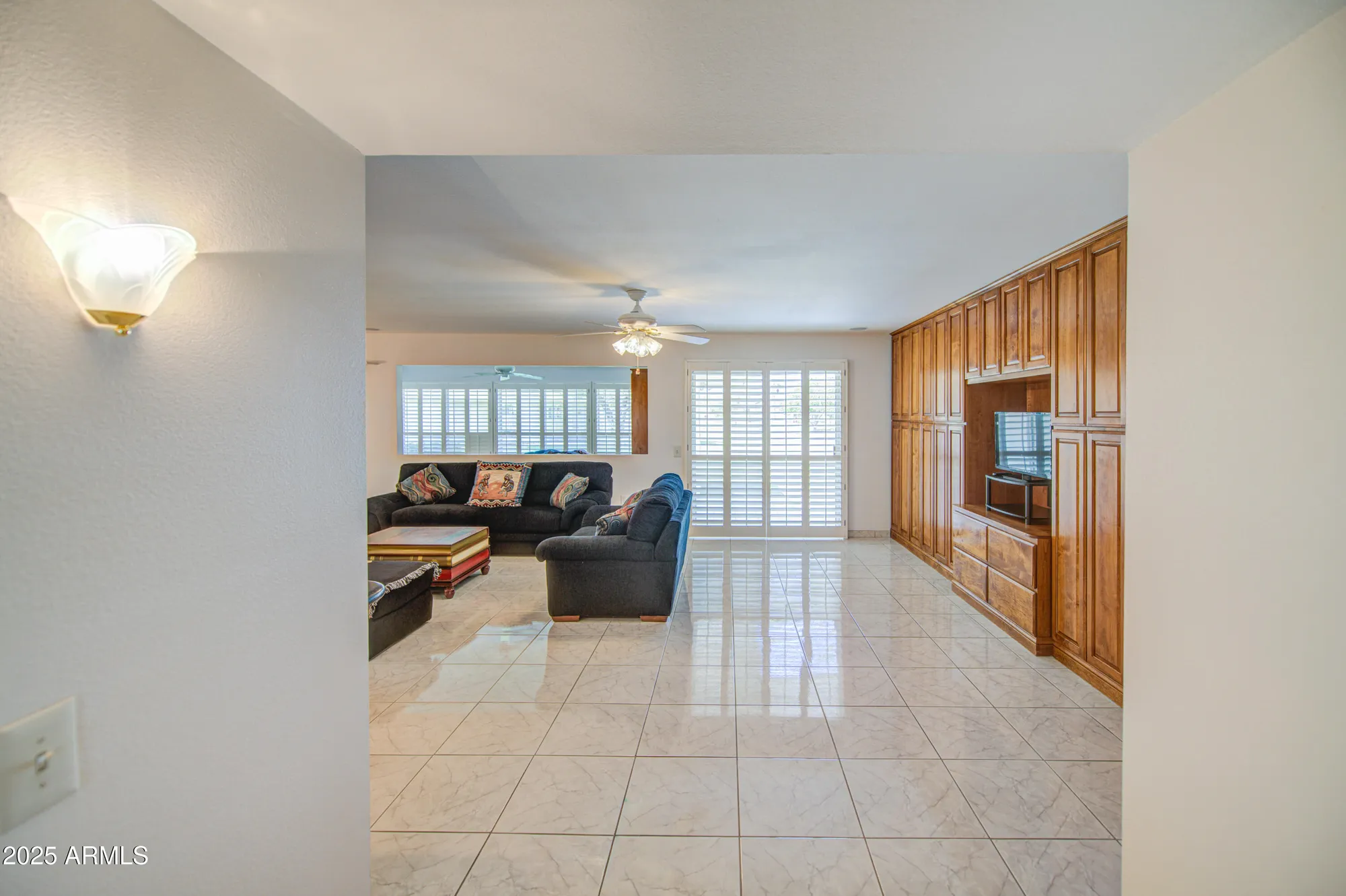 Property Slideshow image 10 of 34 | 9874 w highwood ct, Sun City, AZ, 85373