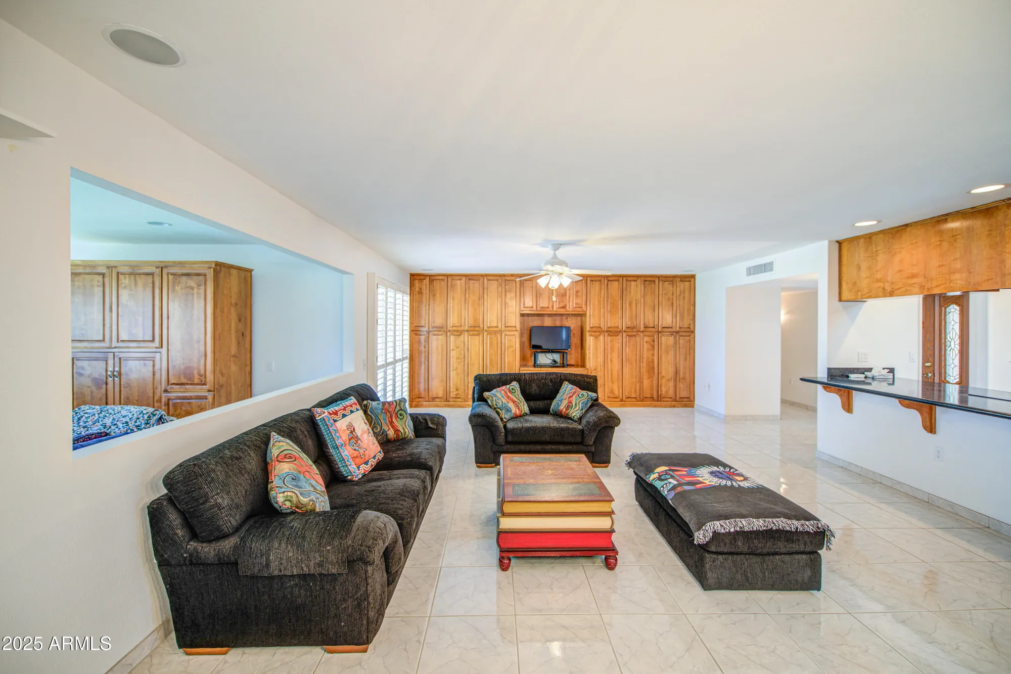 Property Slideshow image 12 of 34 | 9874 w highwood ct, Sun City, AZ, 85373