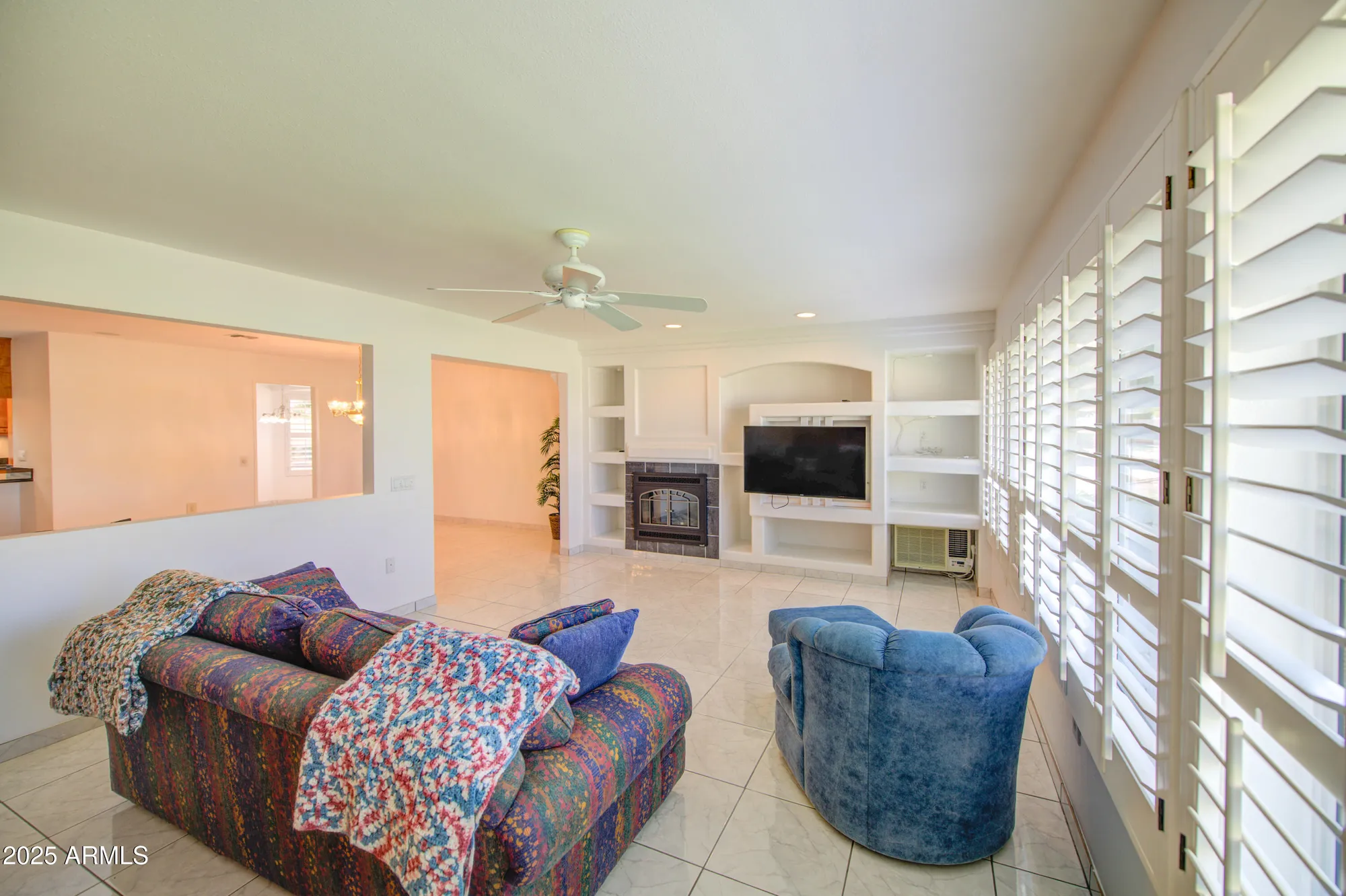 Property Slideshow image 13 of 34 | 9874 w highwood ct, Sun City, AZ, 85373