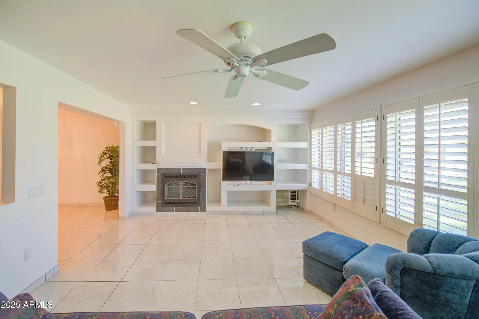 Property Slideshow image 20 of 34 | 9874 w highwood ct, Sun City, AZ, 85373