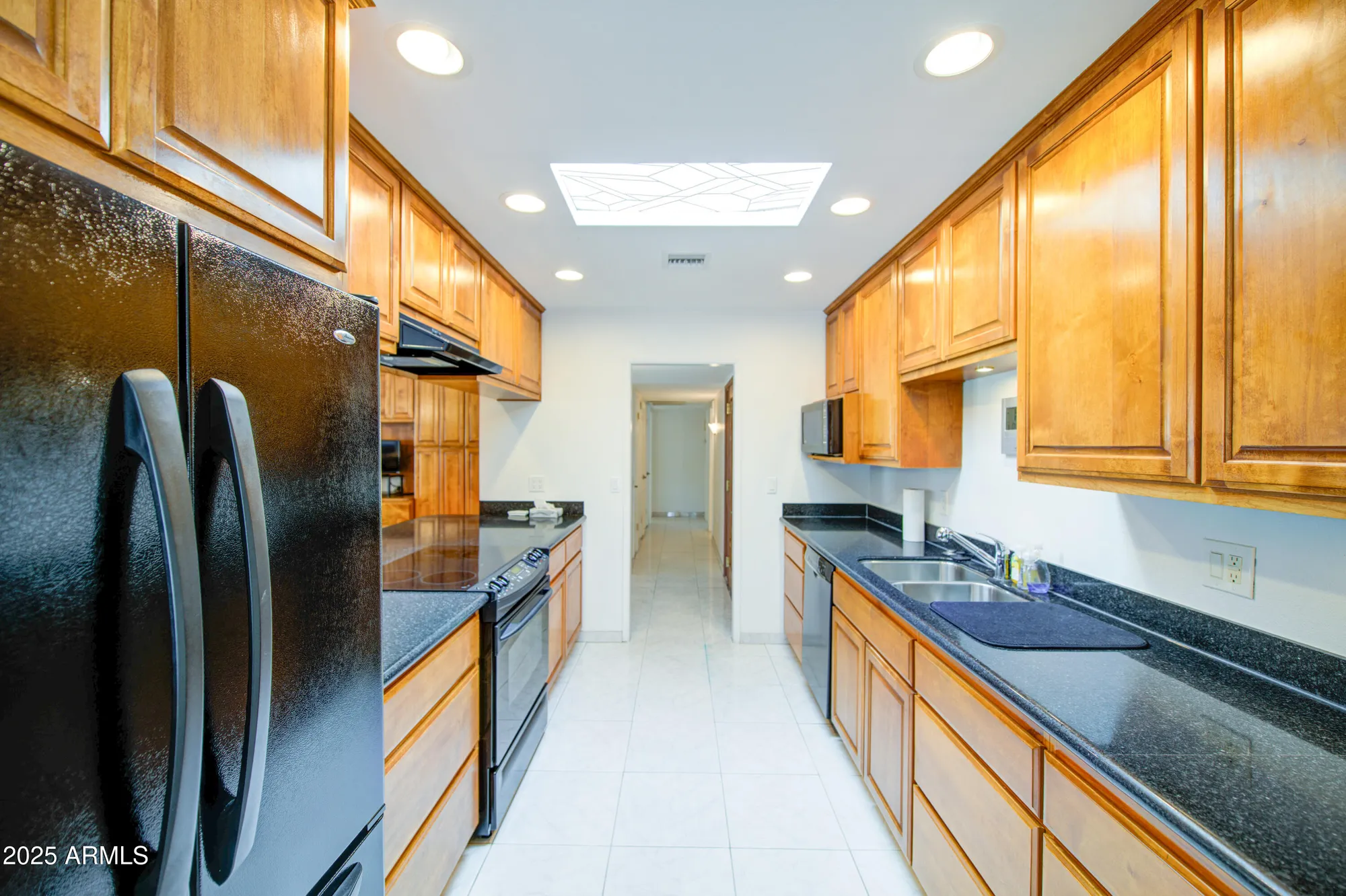 Property Slideshow image 7 of 34 | 9874 w highwood ct, Sun City, AZ, 85373