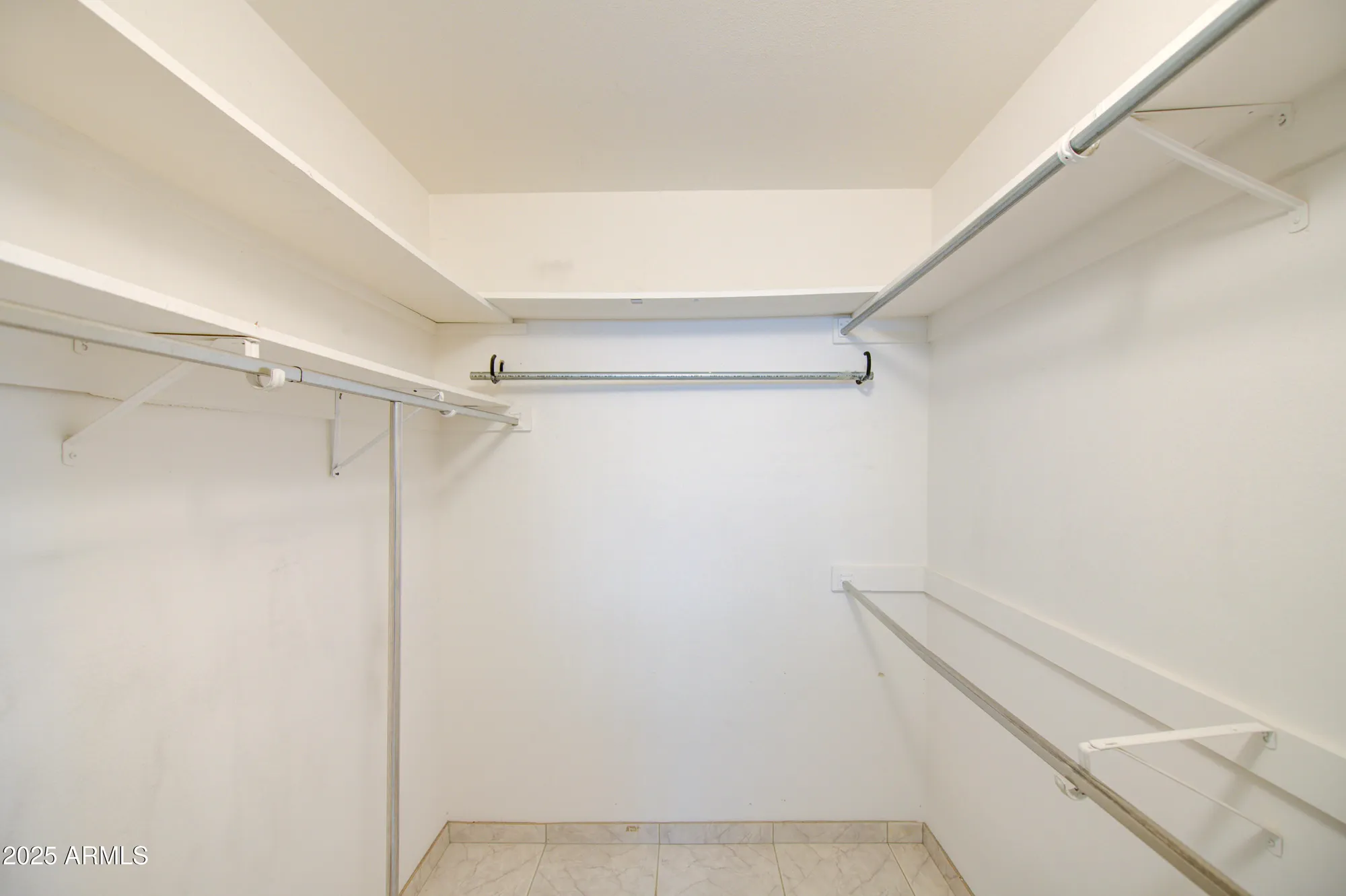 Property Slideshow image 23 of 34 | 9874 w highwood ct, Sun City, AZ, 85373