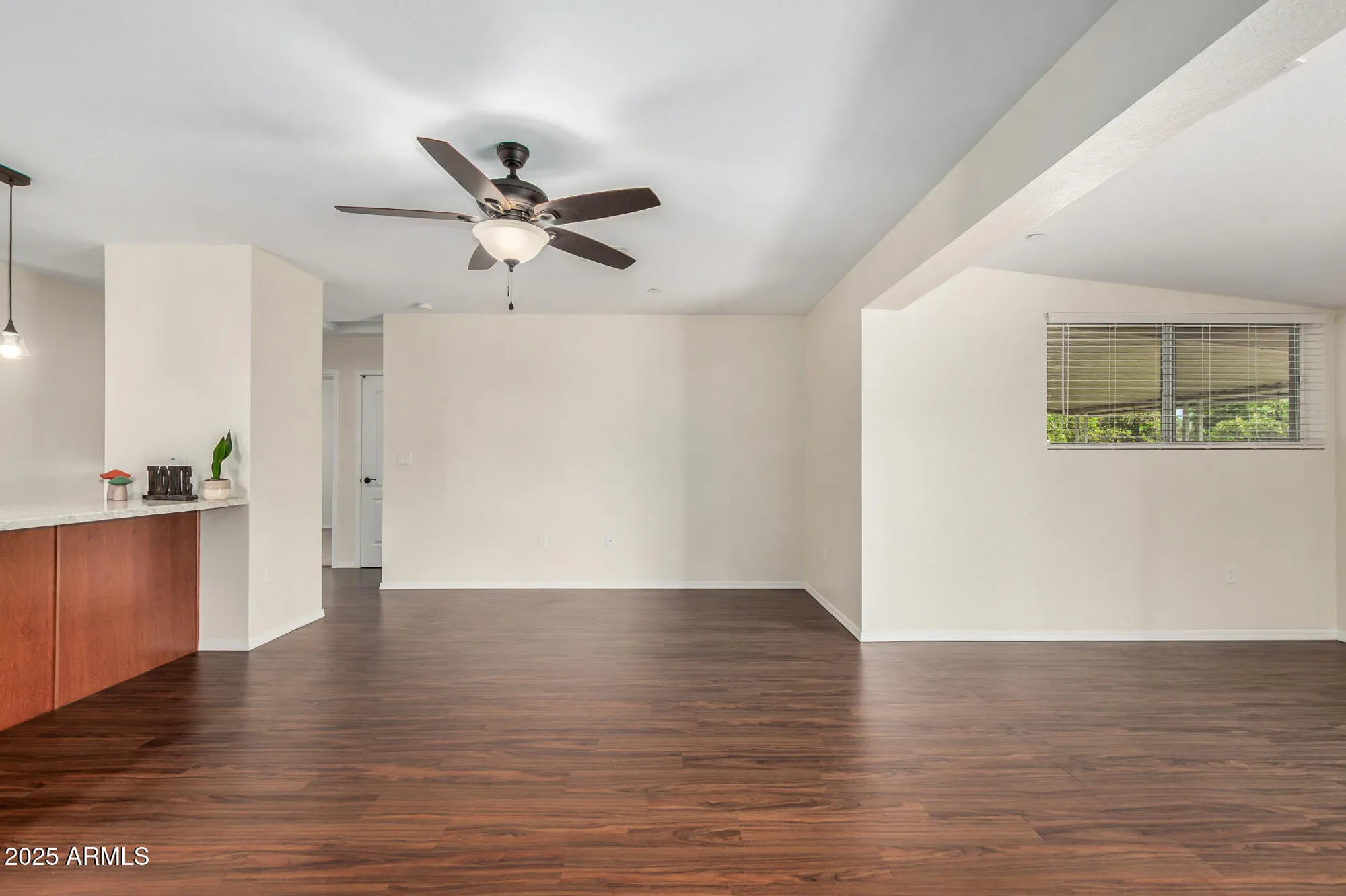 Property Slideshow image 9 of 25 | 10535 w clair dr, Sun City, AZ, 85351