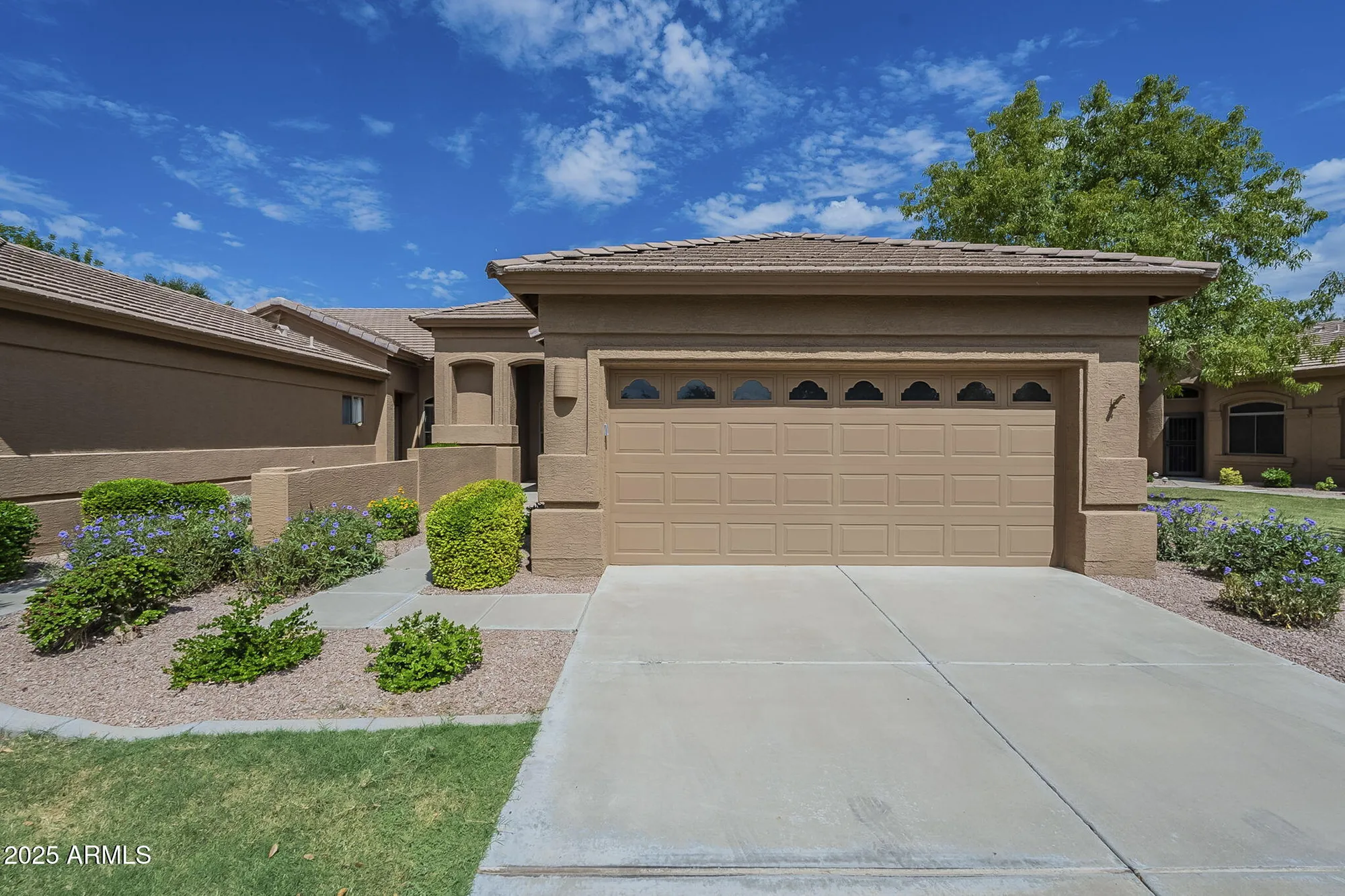 Property Slideshow image 1 of 61 | 9612 e champagne dr, Sun Lakes, AZ, 85248