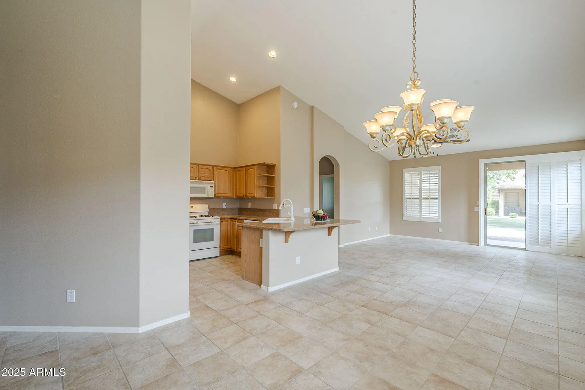 Property Slideshow image 7 of 61 | 9612 e champagne dr, Sun Lakes, AZ, 85248
