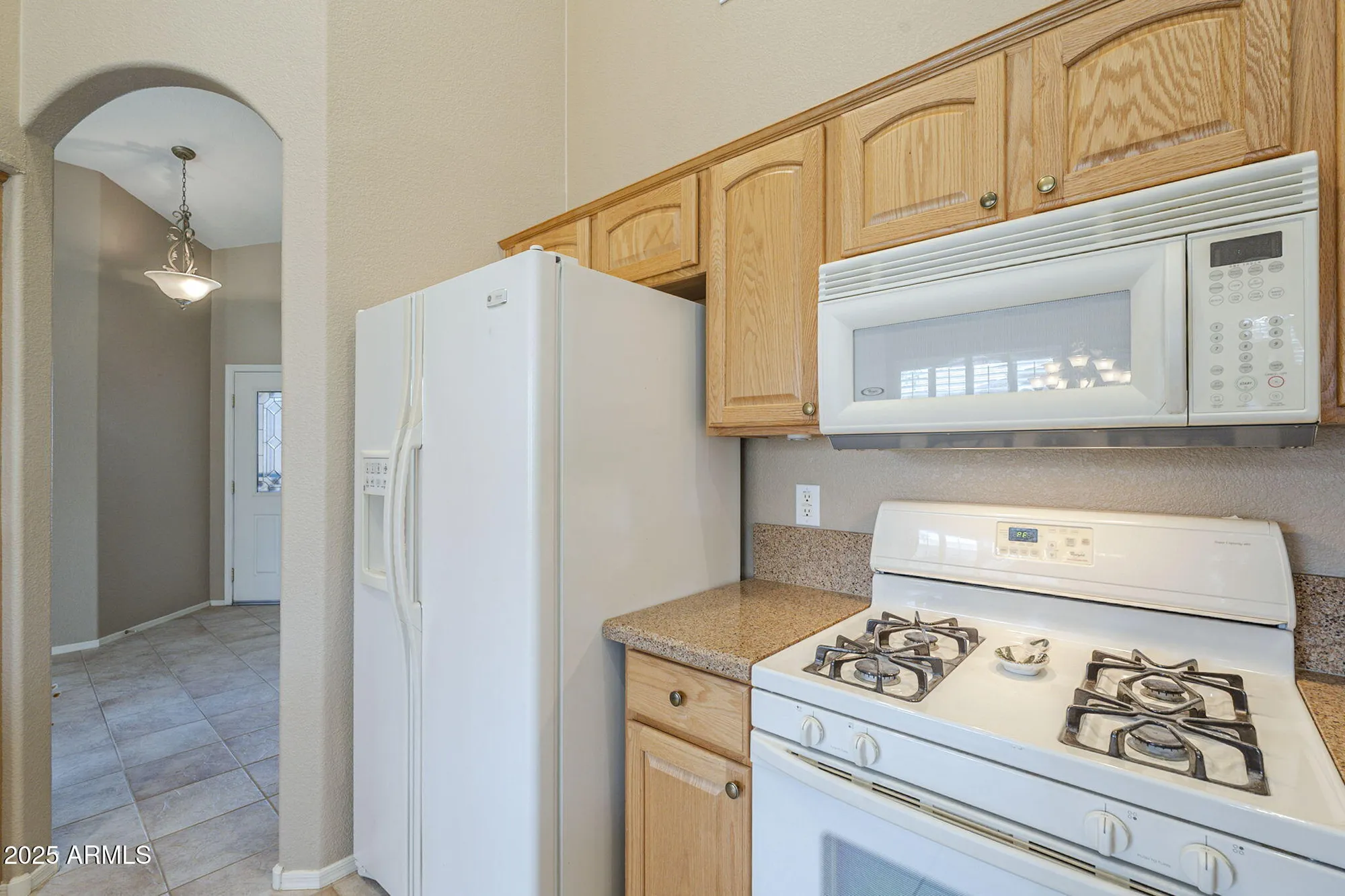 Property Slideshow image 13 of 61 | 9612 e champagne dr, Sun Lakes, AZ, 85248