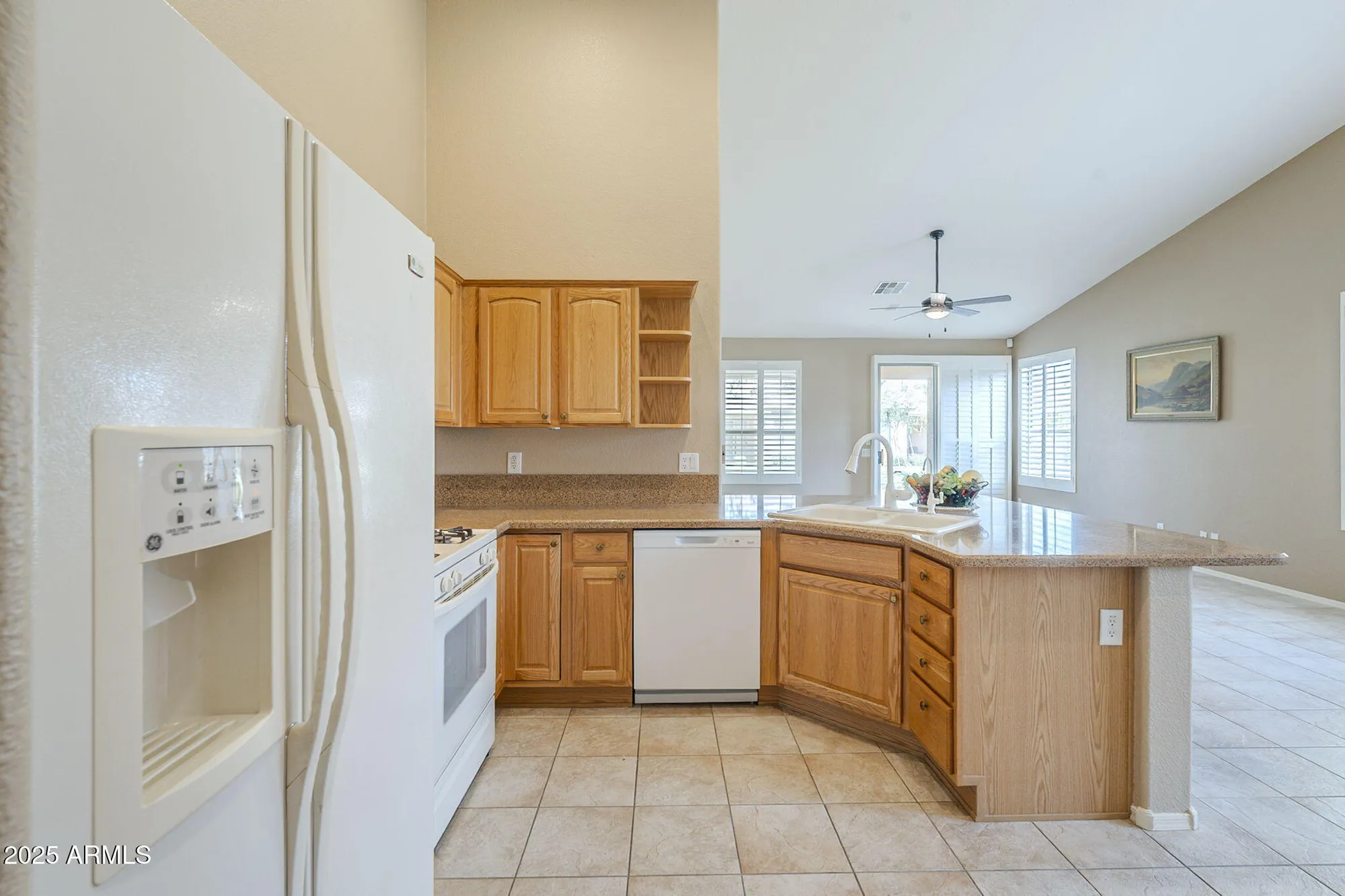 Property Slideshow image 15 of 61 | 9612 e champagne dr, Sun Lakes, AZ, 85248