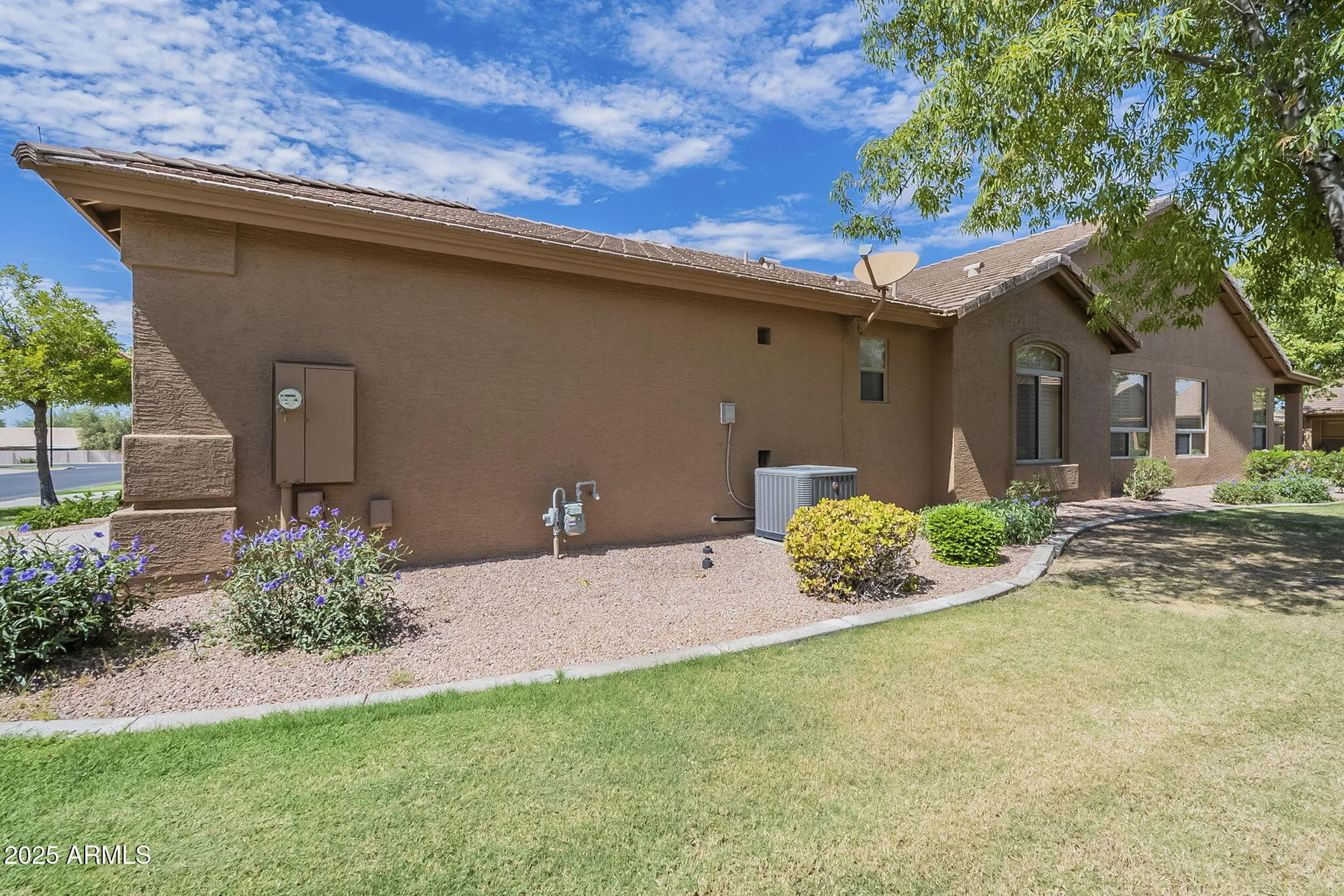 Property Slideshow image 43 of 61 | 9612 e champagne dr, Sun Lakes, AZ, 85248