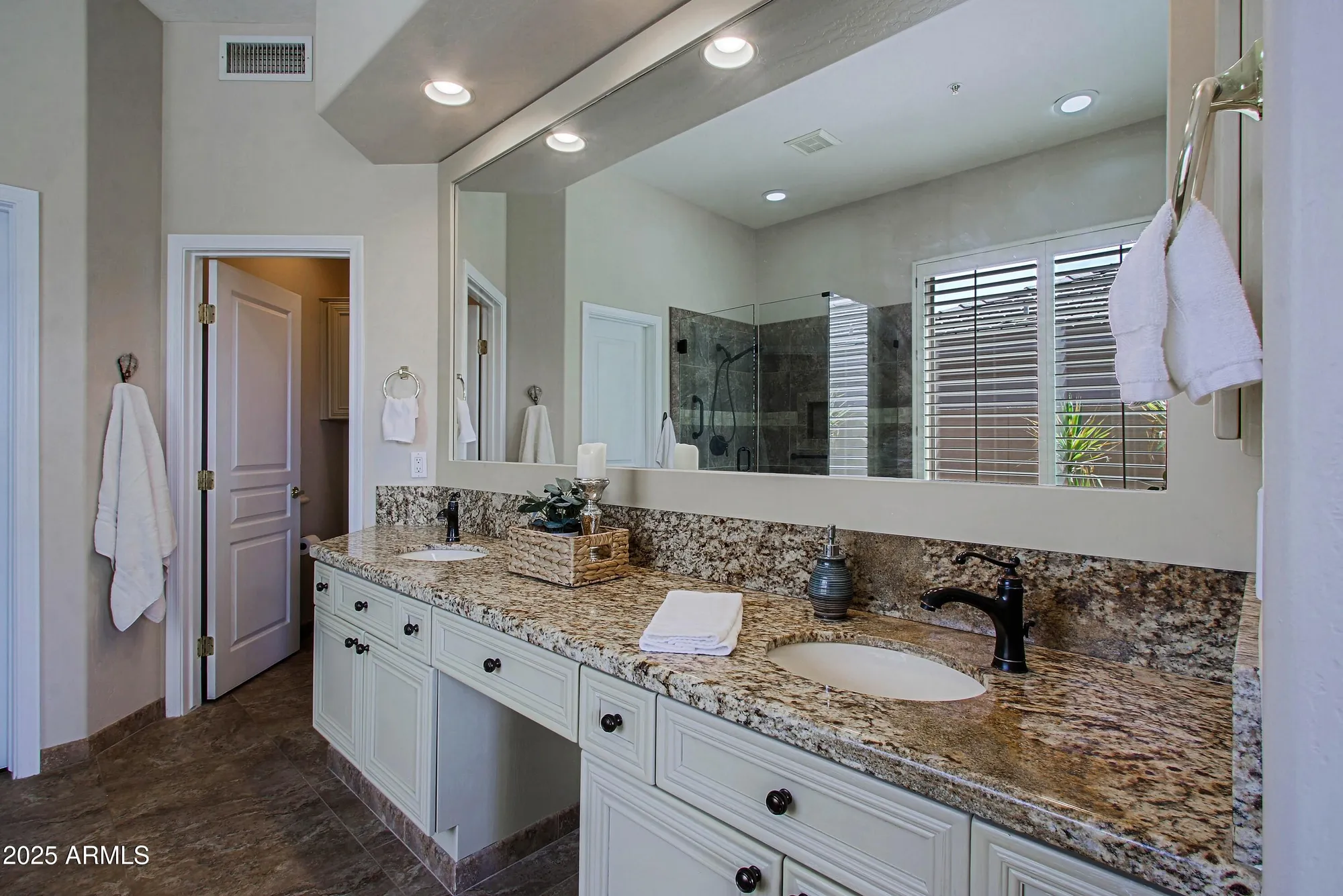 Property Slideshow image 29 of 67 | 33389 n 71st st, Scottsdale, AZ, 85266