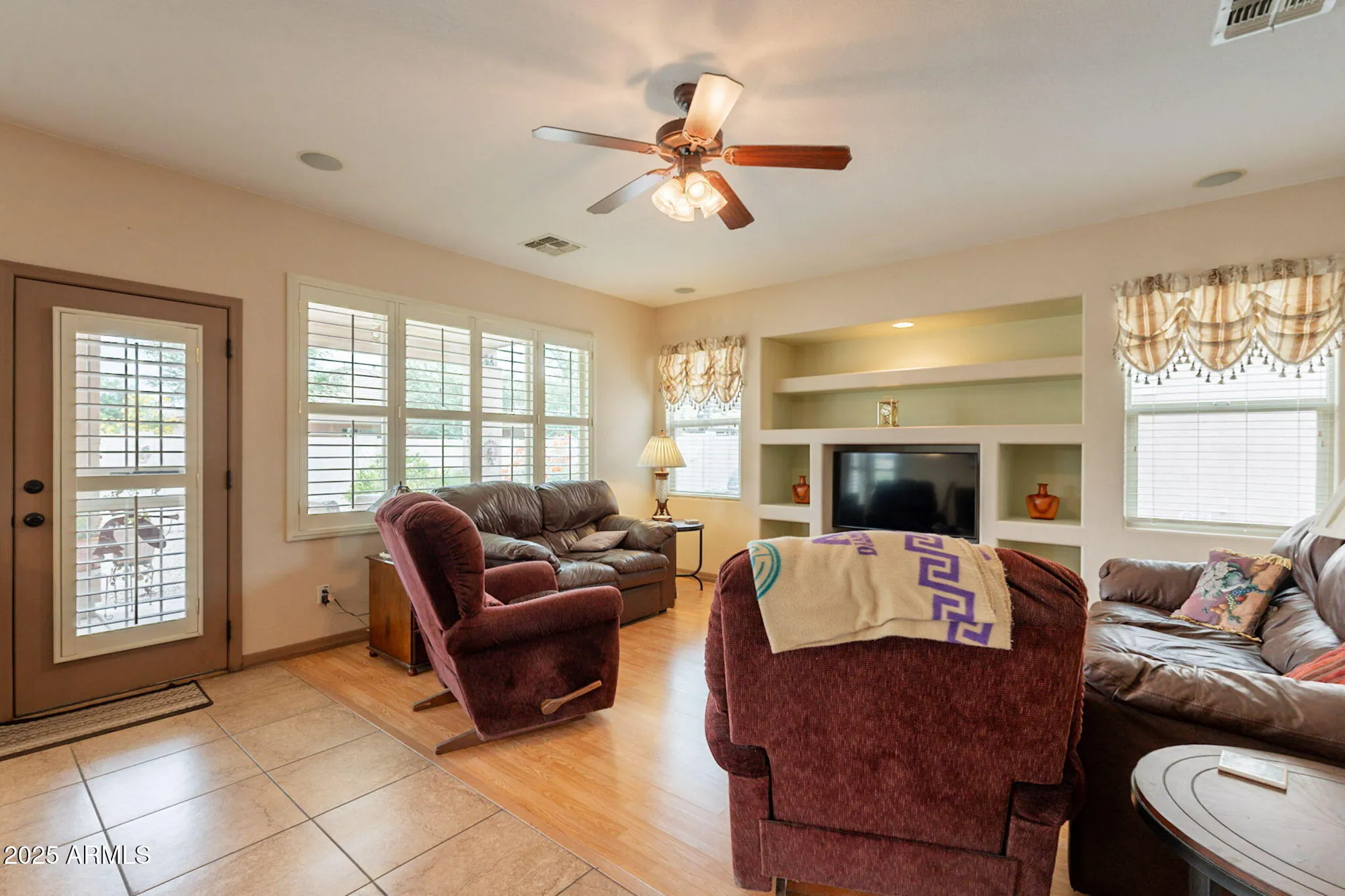 Property Slideshow image 7 of 47 | 3826 e rolling green way, Chandler, AZ, 85249