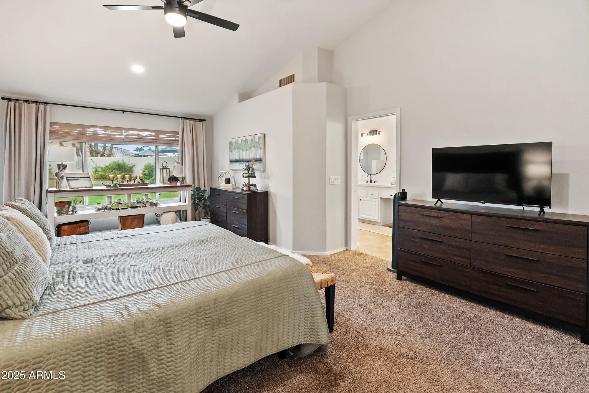 Property Slideshow image 26 of 48 | 8623 w escuda dr, Peoria, AZ, 85382