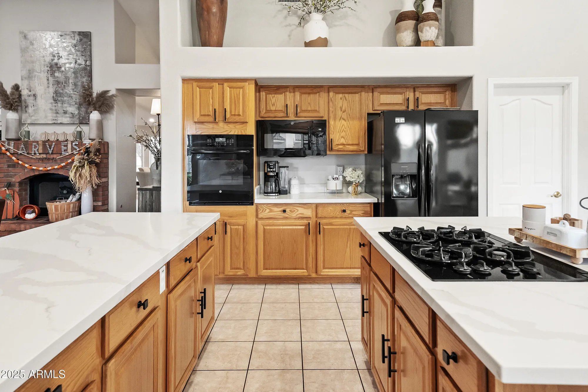 Property Slideshow image 4 of 48 | 8623 w escuda dr, Peoria, AZ, 85382