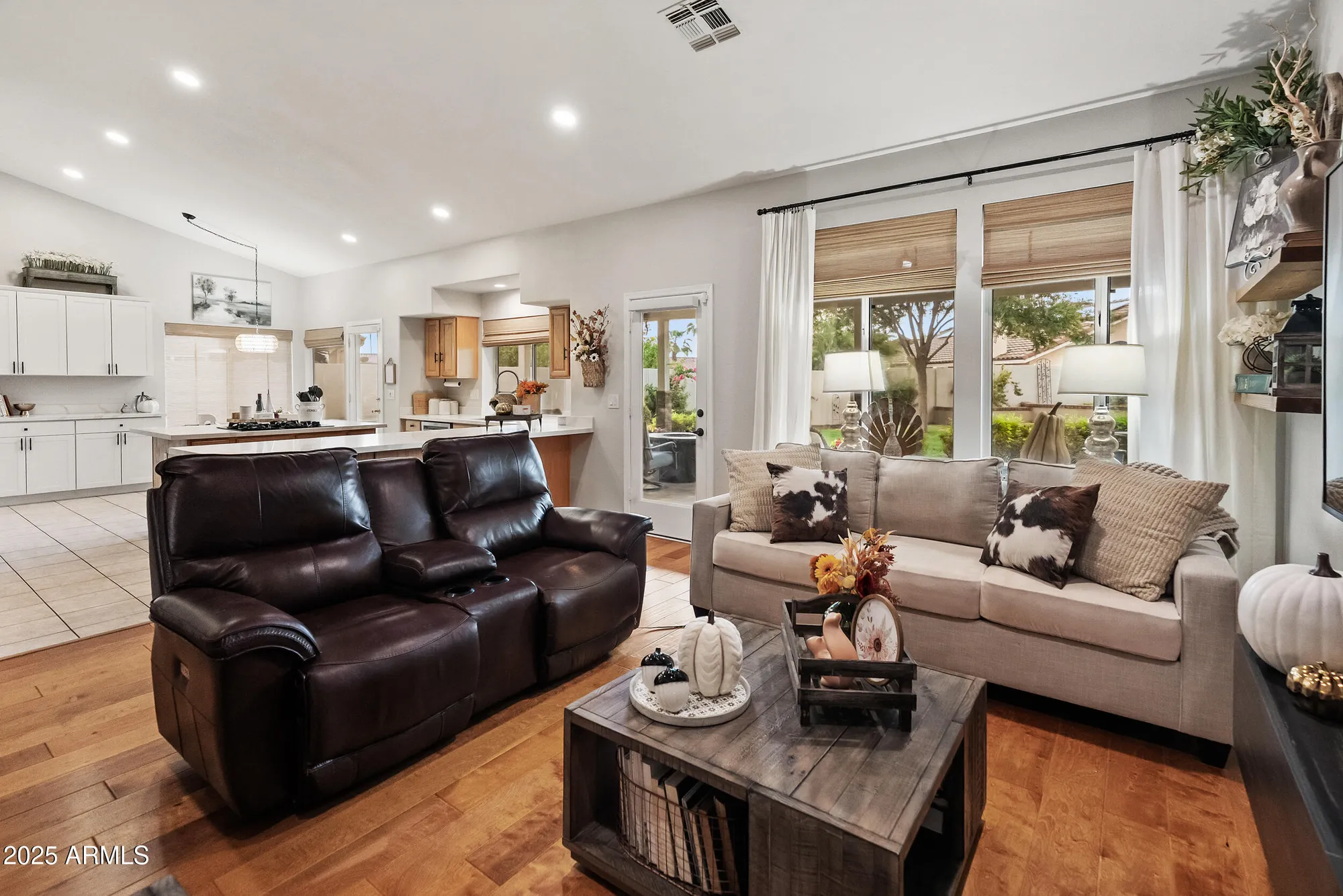 Property Slideshow image 15 of 48 | 8623 w escuda dr, Peoria, AZ, 85382