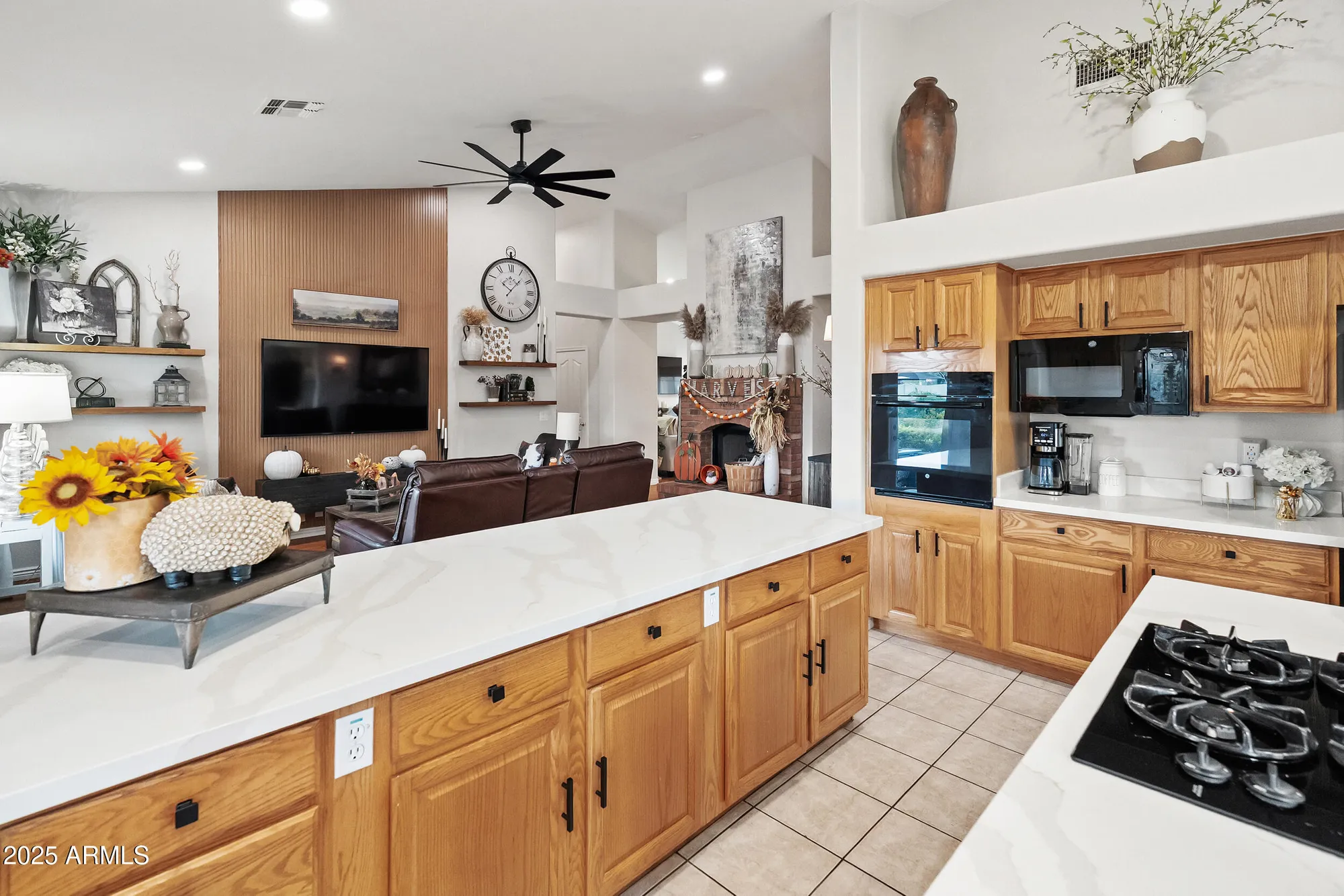 Property Slideshow image 21 of 48 | 8623 w escuda dr, Peoria, AZ, 85382