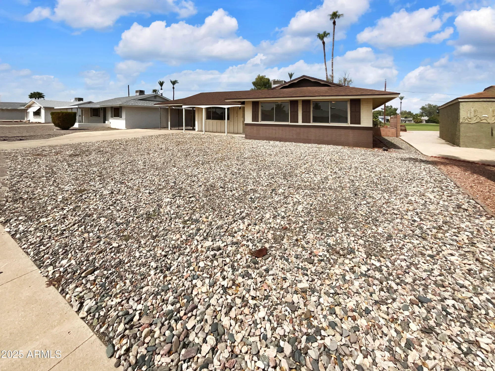 Property Slideshow image 10 of 28 | 10414 w sun city blvd, Sun City, AZ, 85351