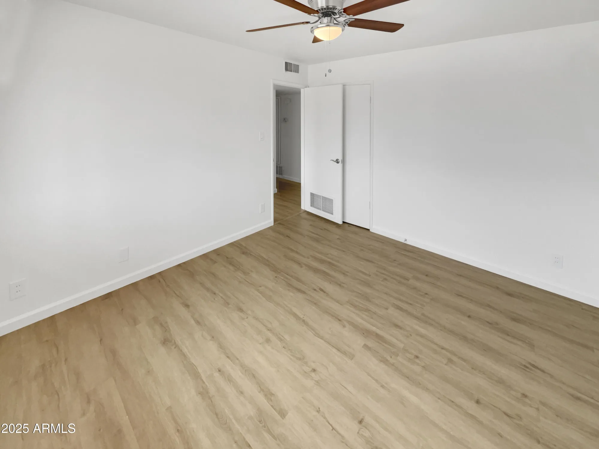 Property Slideshow image 18 of 28 | 10414 w sun city blvd, Sun City, AZ, 85351